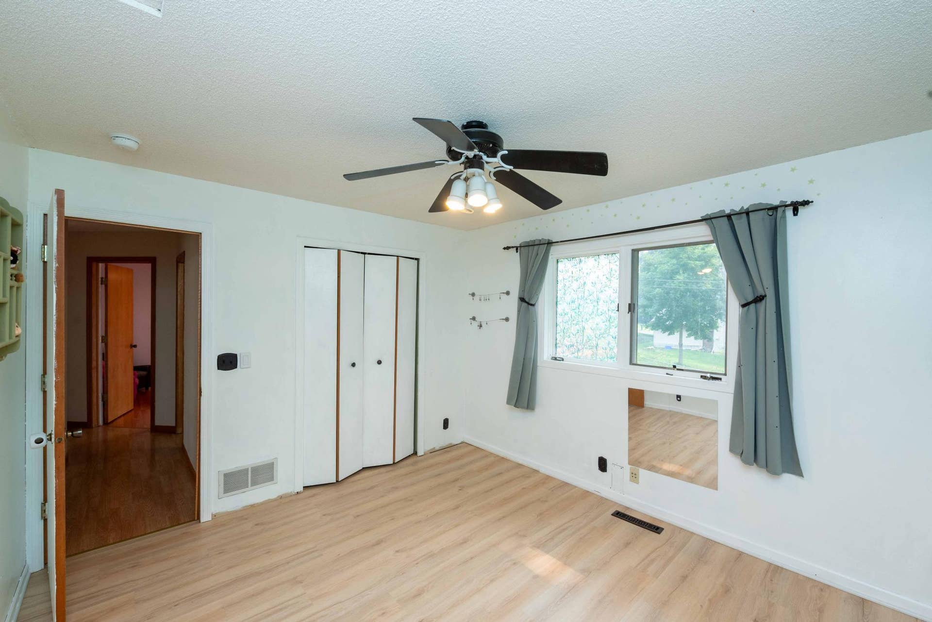 3488 Midland Court, White Bear Lake, MN 55110 3488 Midland Court, White Bear Lake, MN 55110