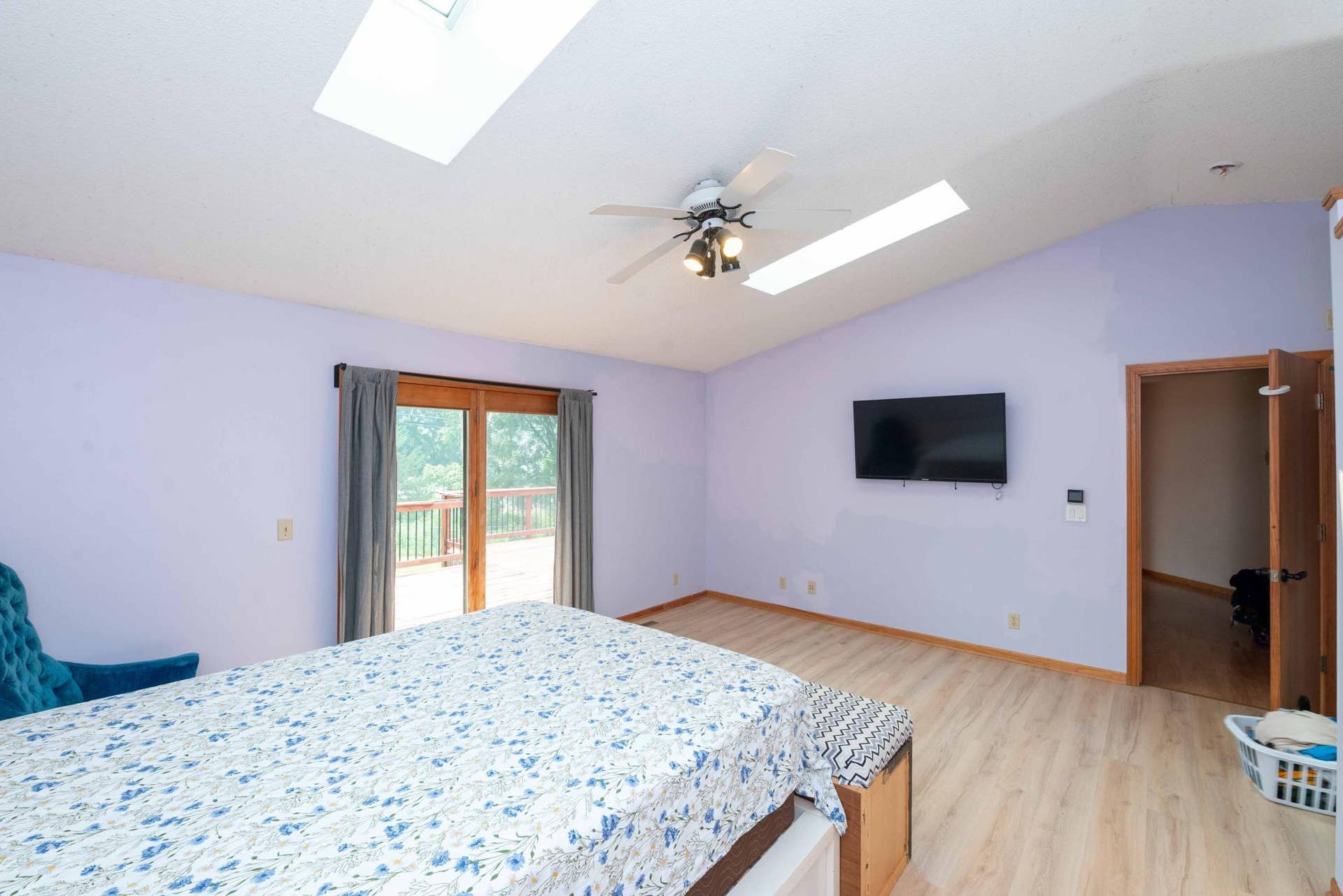 3488 Midland Court, White Bear Lake, MN 55110 3488 Midland Court, White Bear Lake, MN 55110