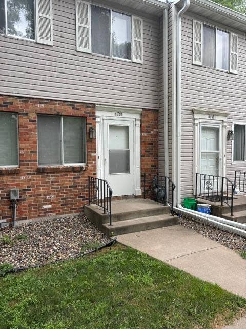 6357 15th Street N, Oakdale, MN 55128 6357 15th Street N, Oakdale, MN 55128