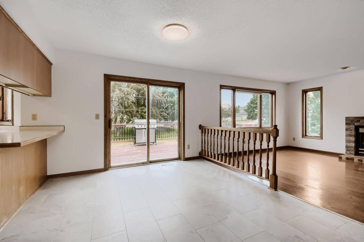 9270 Cornell Road, Woodbury, MN 55125 9270 Cornell Road, Woodbury, MN 55125