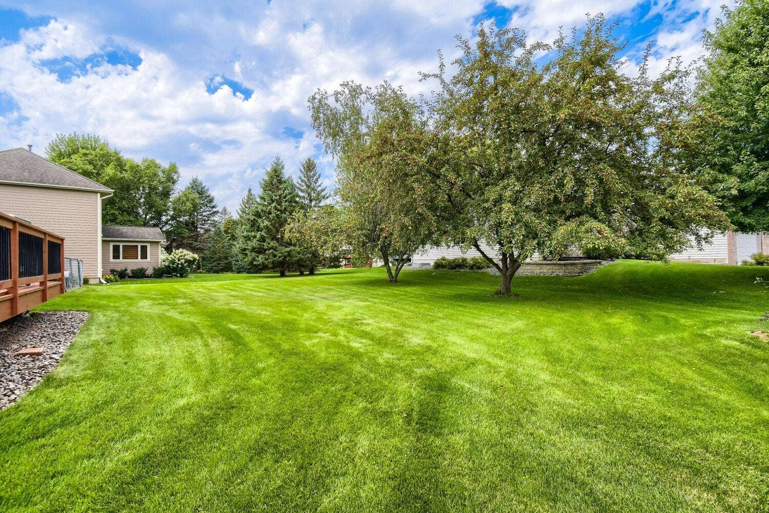 9270 Cornell Road, Woodbury, MN 55125 9270 Cornell Road, Woodbury, MN 55125