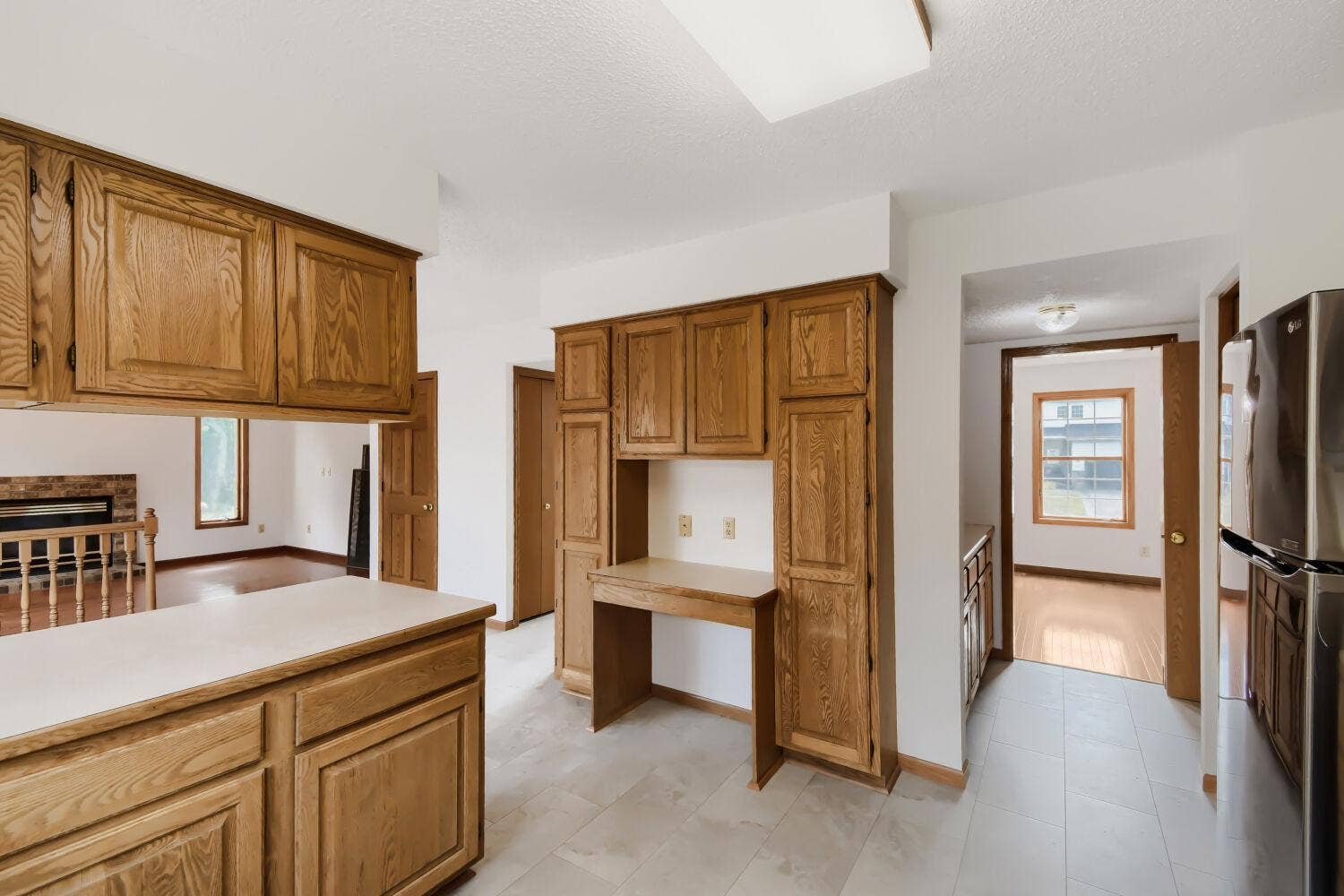 9270 Cornell Road, Woodbury, MN 55125 9270 Cornell Road, Woodbury, MN 55125