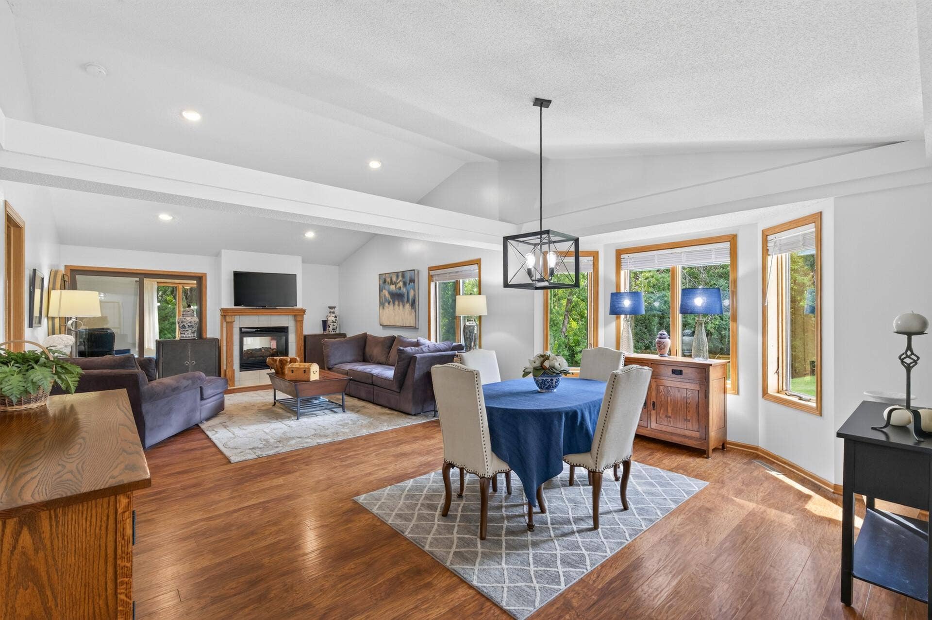 5851 Oxboro Avenue N, Stillwater, MN 55082 5851 Oxboro Avenue N, Stillwater, MN 55082