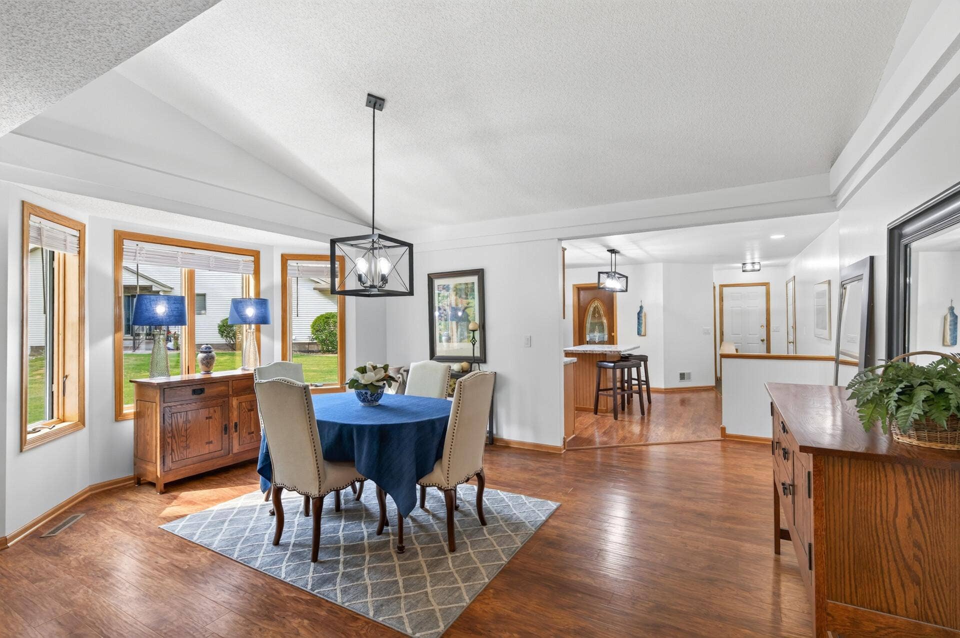 5851 Oxboro Avenue N, Stillwater, MN 55082 5851 Oxboro Avenue N, Stillwater, MN 55082