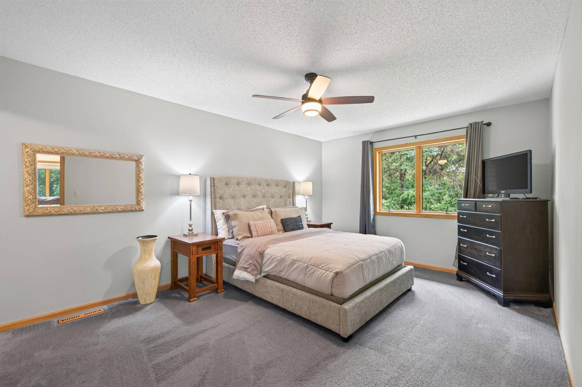 5851 Oxboro Avenue N, Stillwater, MN 55082 5851 Oxboro Avenue N, Stillwater, MN 55082