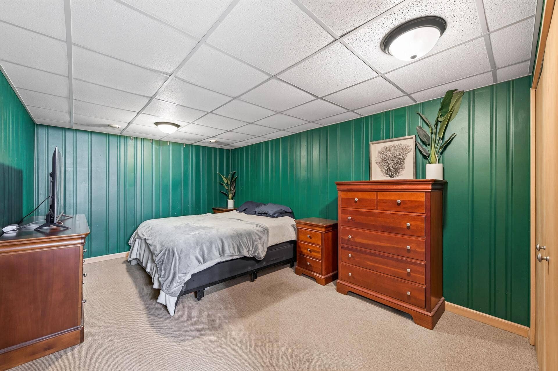 5851 Oxboro Avenue N, Stillwater, MN 55082 5851 Oxboro Avenue N, Stillwater, MN 55082