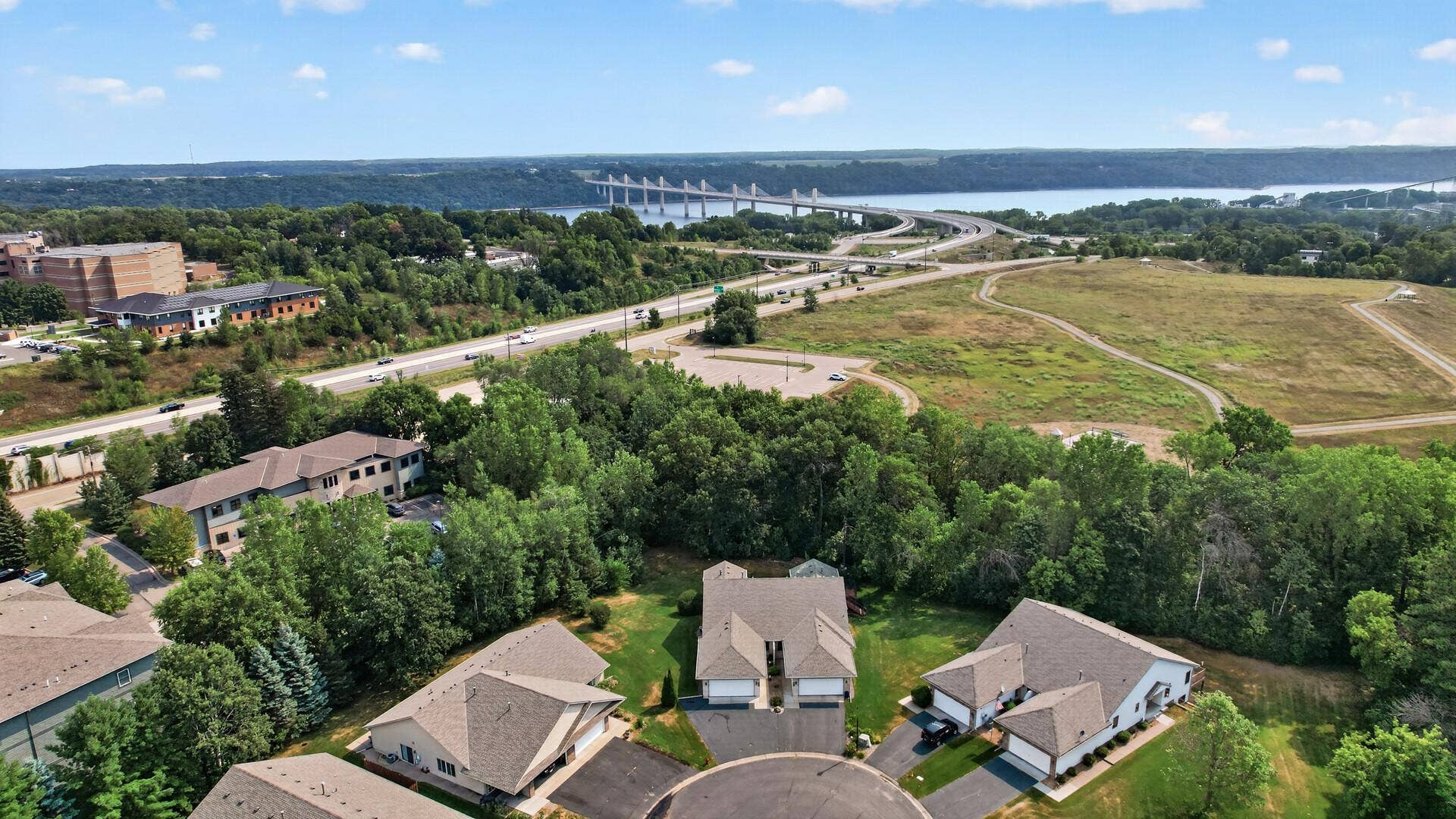 5851 Oxboro Avenue N, Stillwater, MN 55082 5851 Oxboro Avenue N, Stillwater, MN 55082