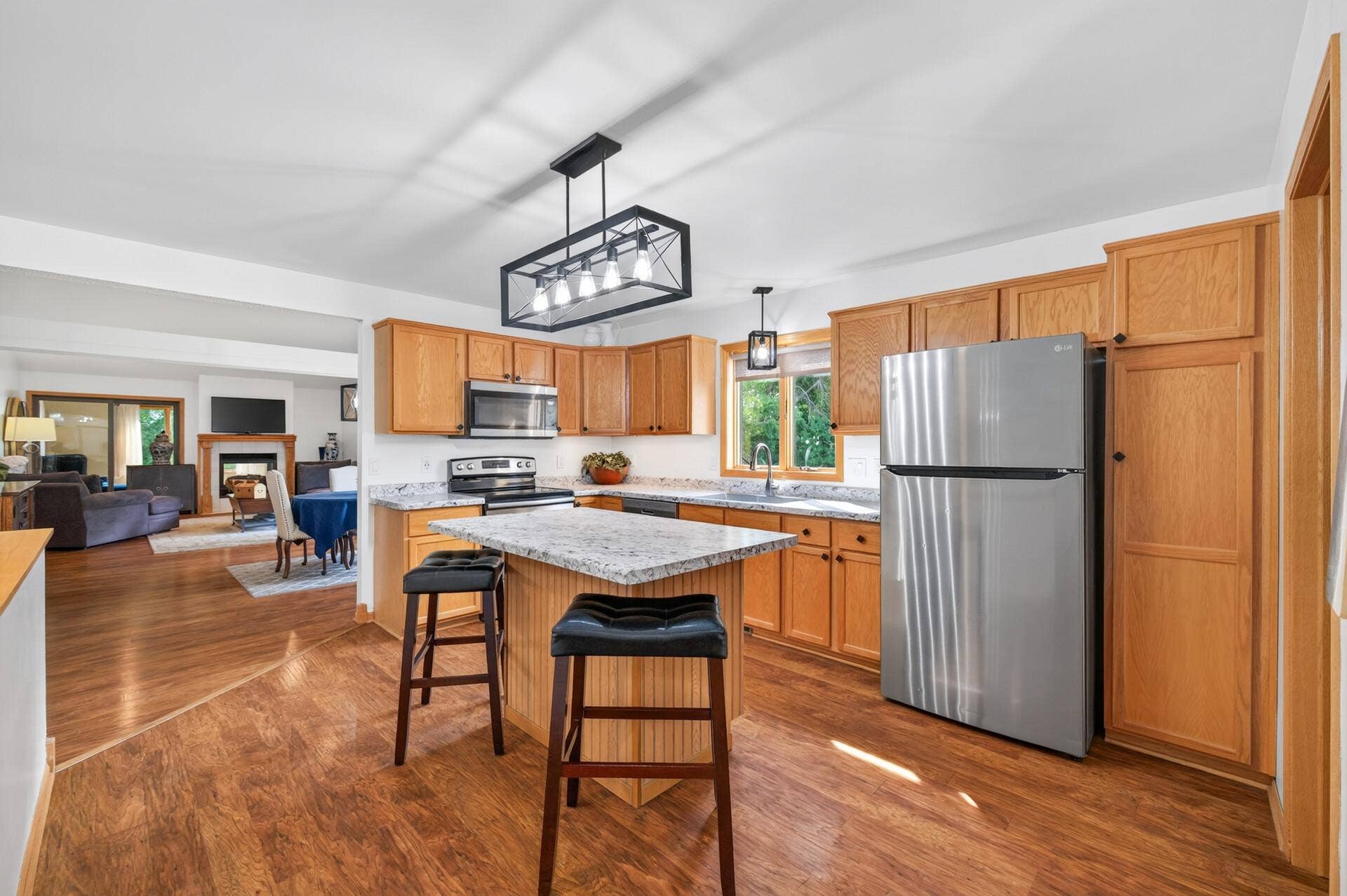 5851 Oxboro Avenue N, Stillwater, MN 55082 5851 Oxboro Avenue N, Stillwater, MN 55082
