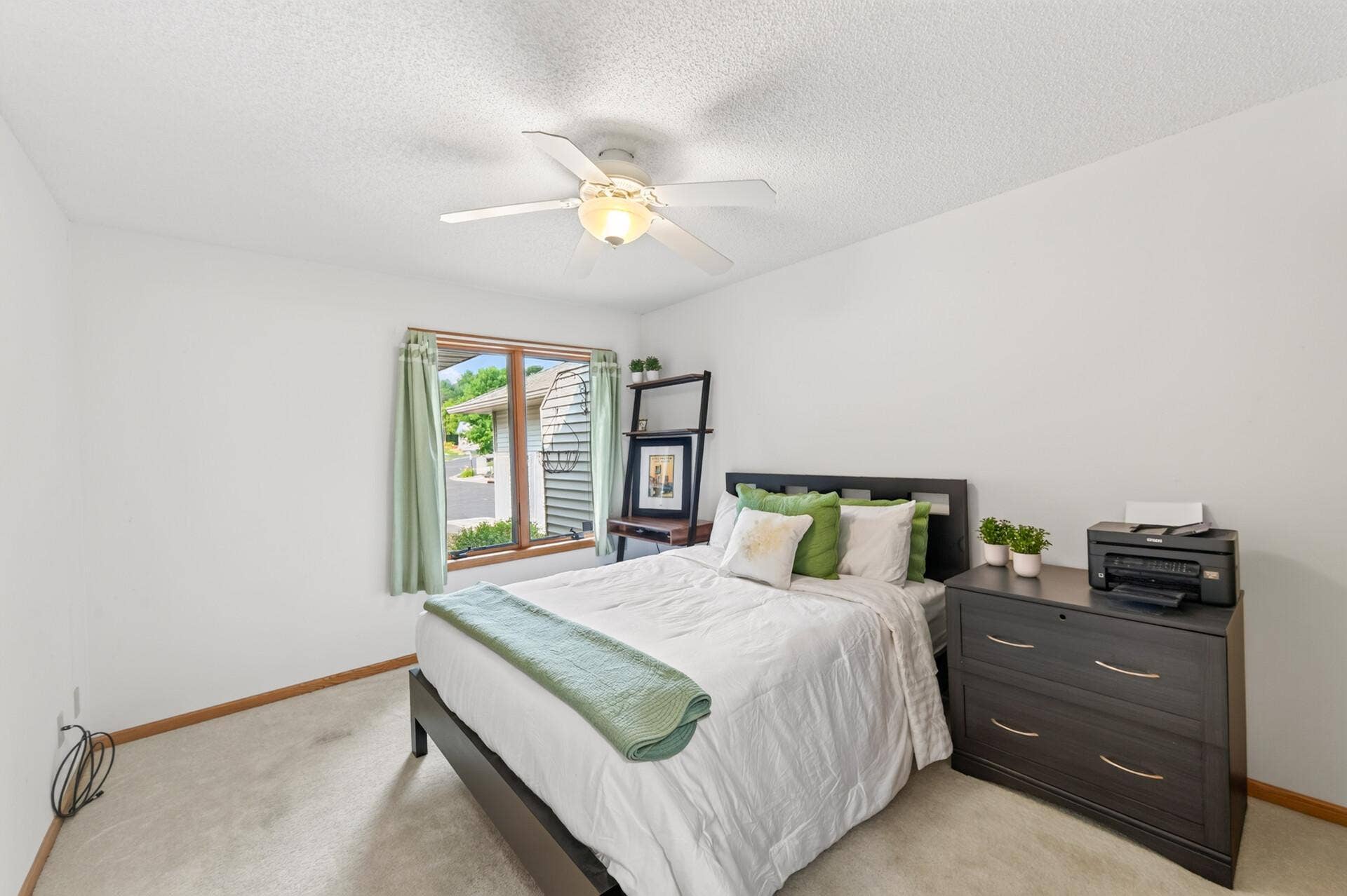 5851 Oxboro Avenue N, Stillwater, MN 55082 5851 Oxboro Avenue N, Stillwater, MN 55082