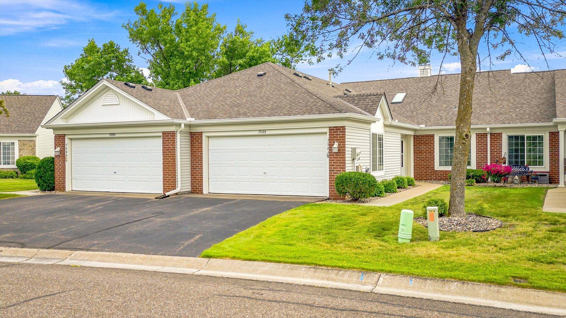 7588 Ojibway Park Bay, Woodbury, MN 55125 03-Smith-30.jpg