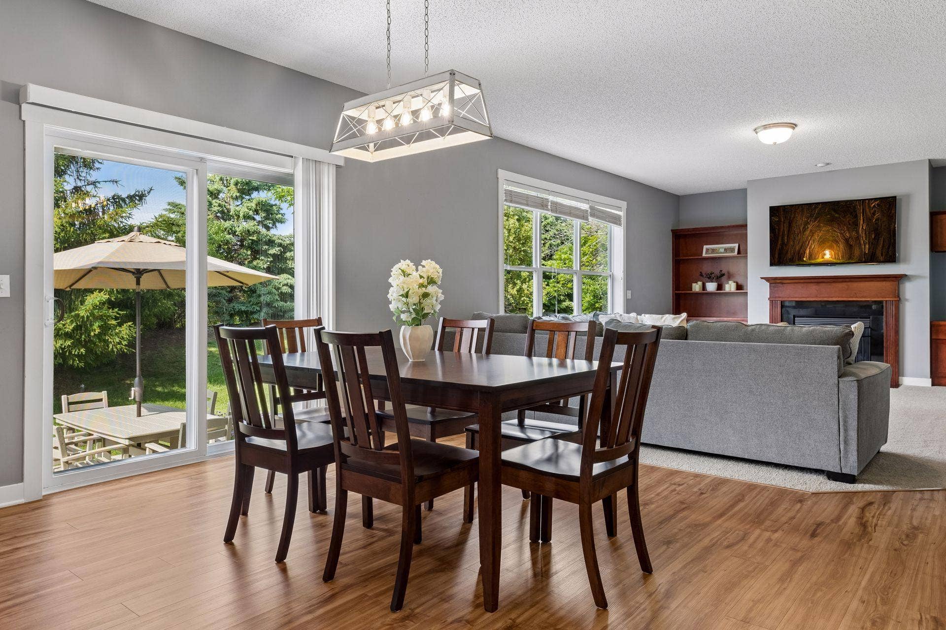 10828 Ashley Lane, Woodbury, MN 55129 10828 Ashley Lane, Woodbury, MN 55129