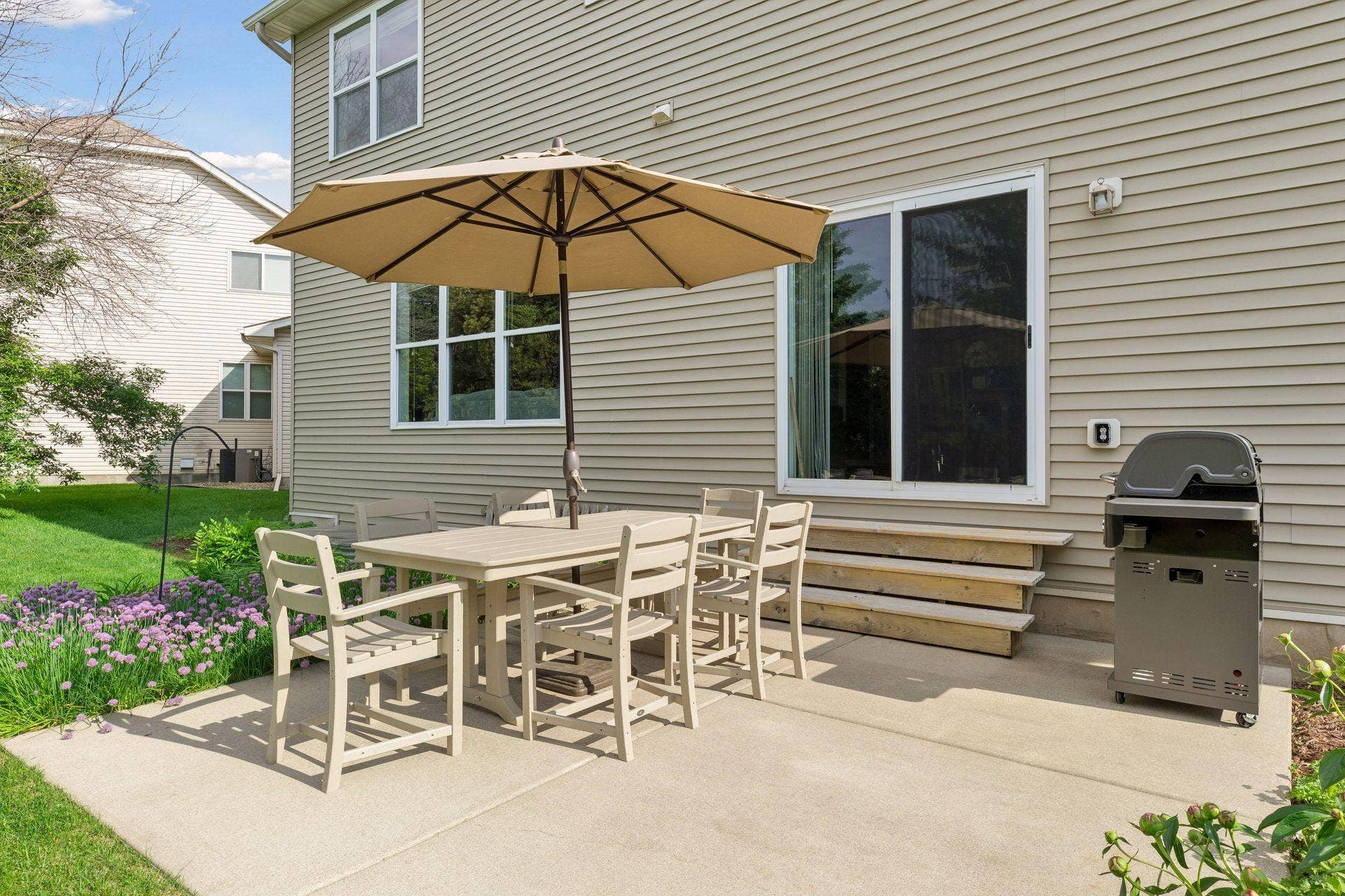 10828 Ashley Lane, Woodbury, MN 55129 10828 Ashley Lane, Woodbury, MN 55129