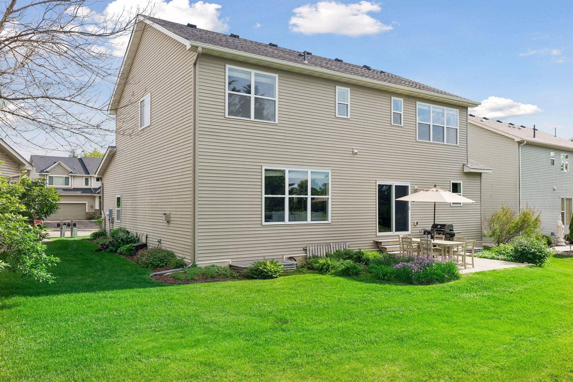 10828 Ashley Lane, Woodbury, MN 55129 10828 Ashley Lane, Woodbury, MN 55129