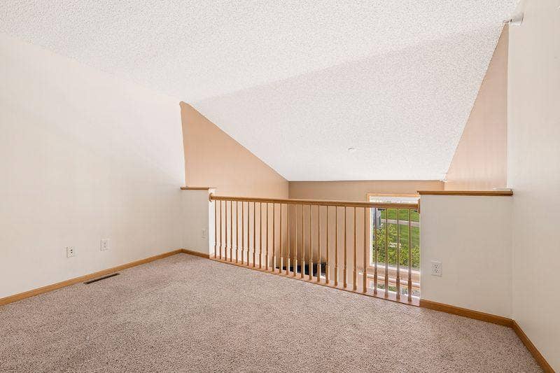 3867 Abercrombie Lane, Stillwater, MN 55082 Upstairs loft.
