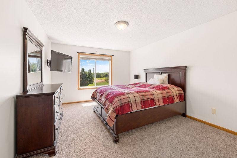 3867 Abercrombie Lane, Stillwater, MN 55082 Primary bedroom upstairs.