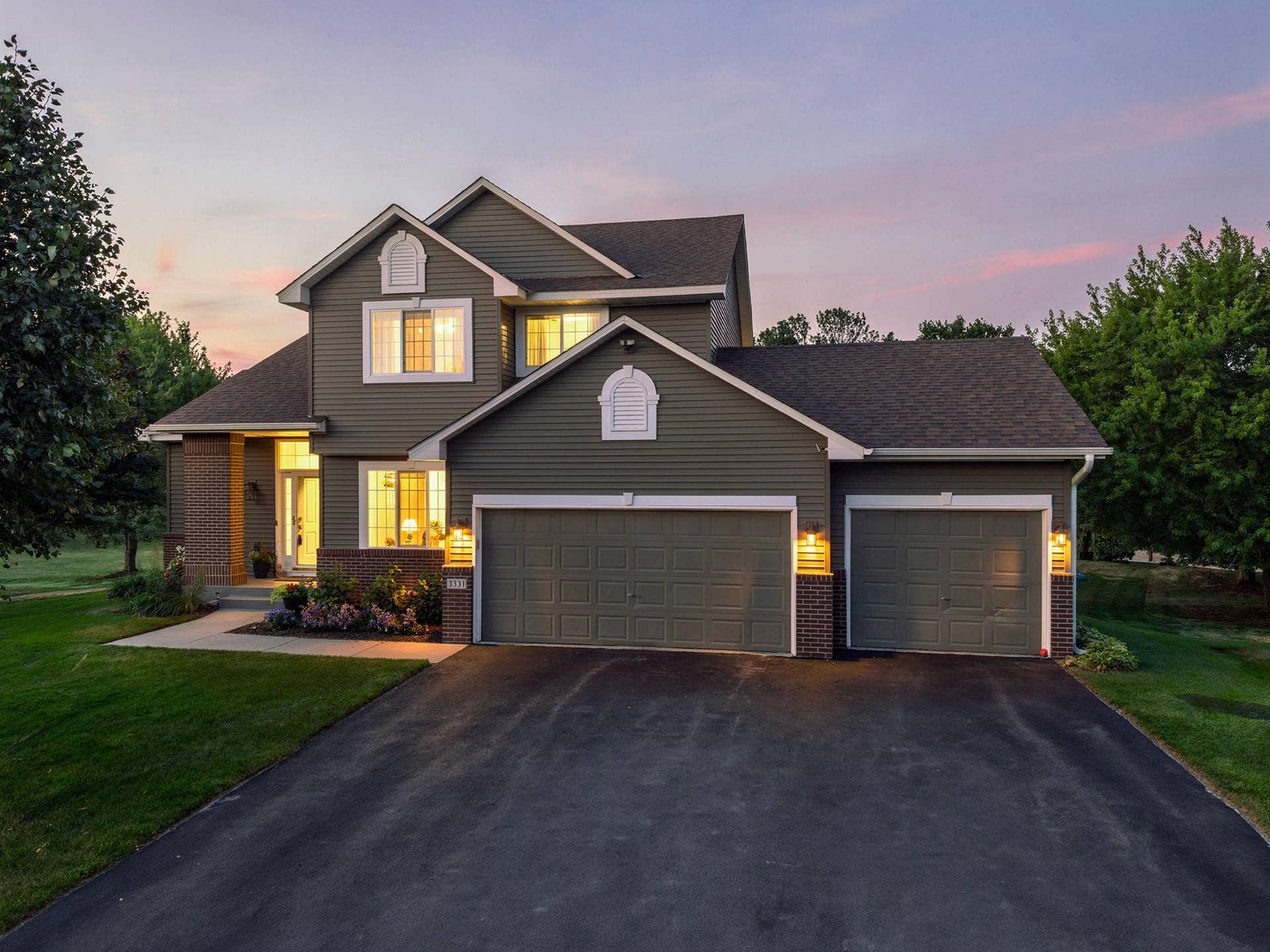 3331 98th Circle N, Brooklyn Park, MN 55443 Discover exceptional quality and timeless design in this impeccably maintained, custom-built home, perfectly situated on more than a half-acre lot in a established neighborhood.