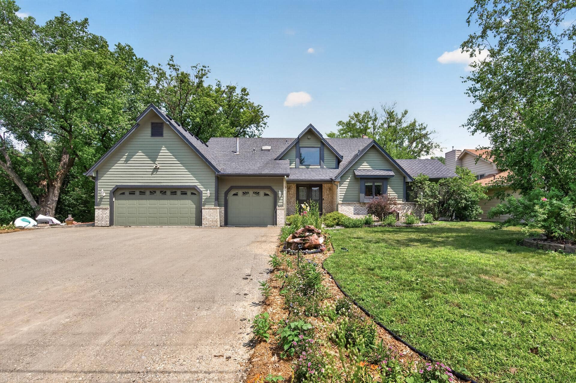 7640 Douglas Drive N, Brooklyn Park, MN 55443 02_7640_Douglas2_mls.jpg