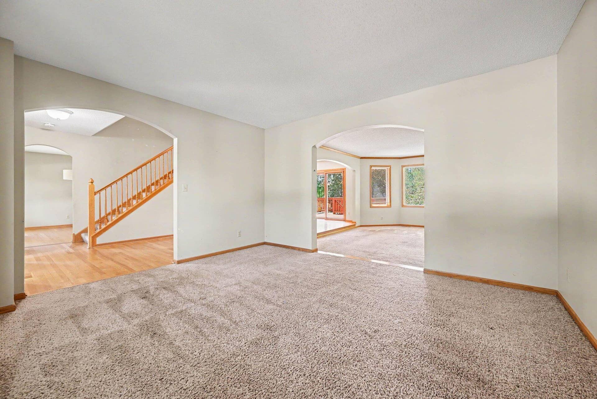 3850 Jamestown Curve, Woodbury, MN 55129 16_beyc6a55a6f2a3ecd.jpg