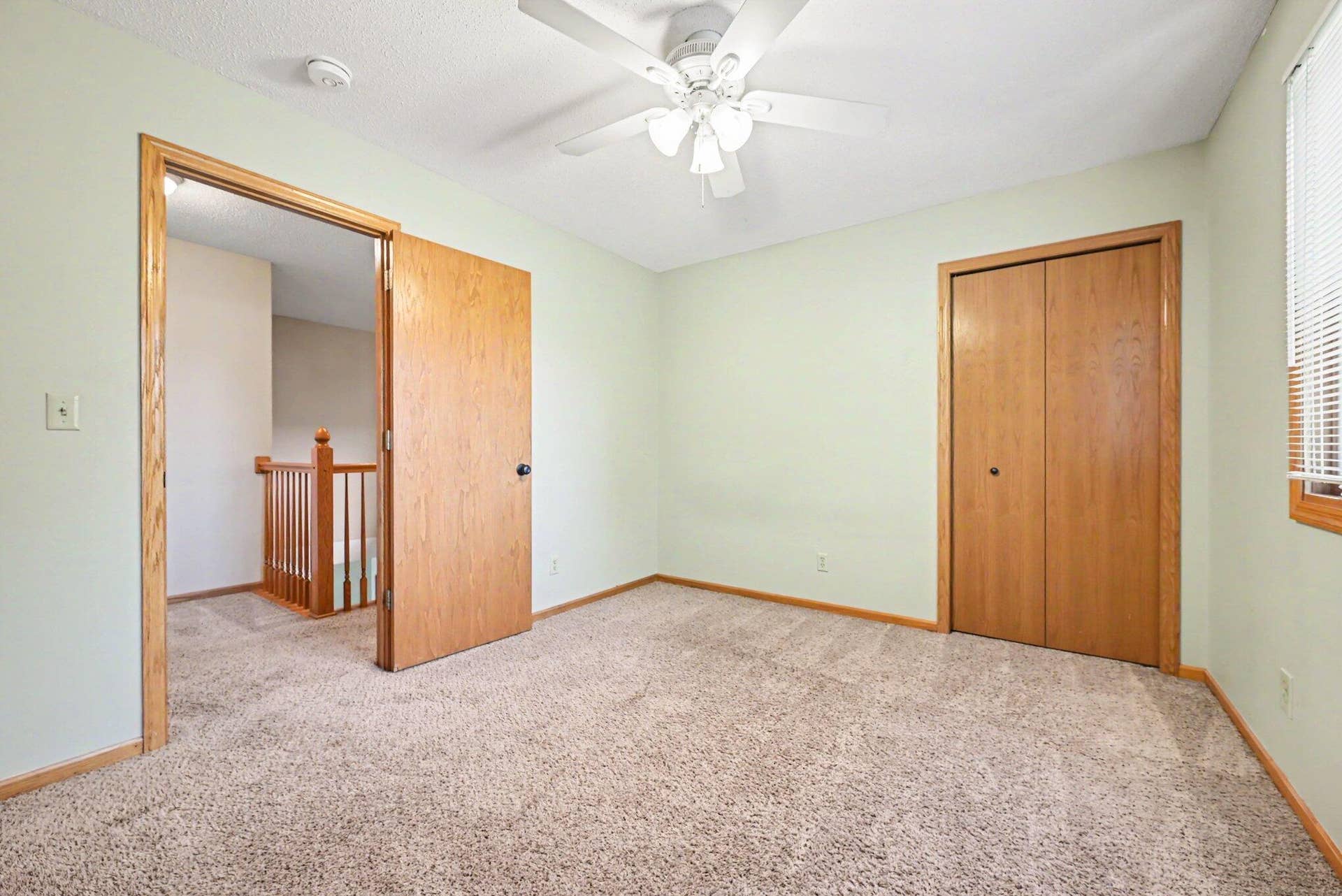 3850 Jamestown Curve, Woodbury, MN 55129 21_beyc6a55a6fd18a72.jpg