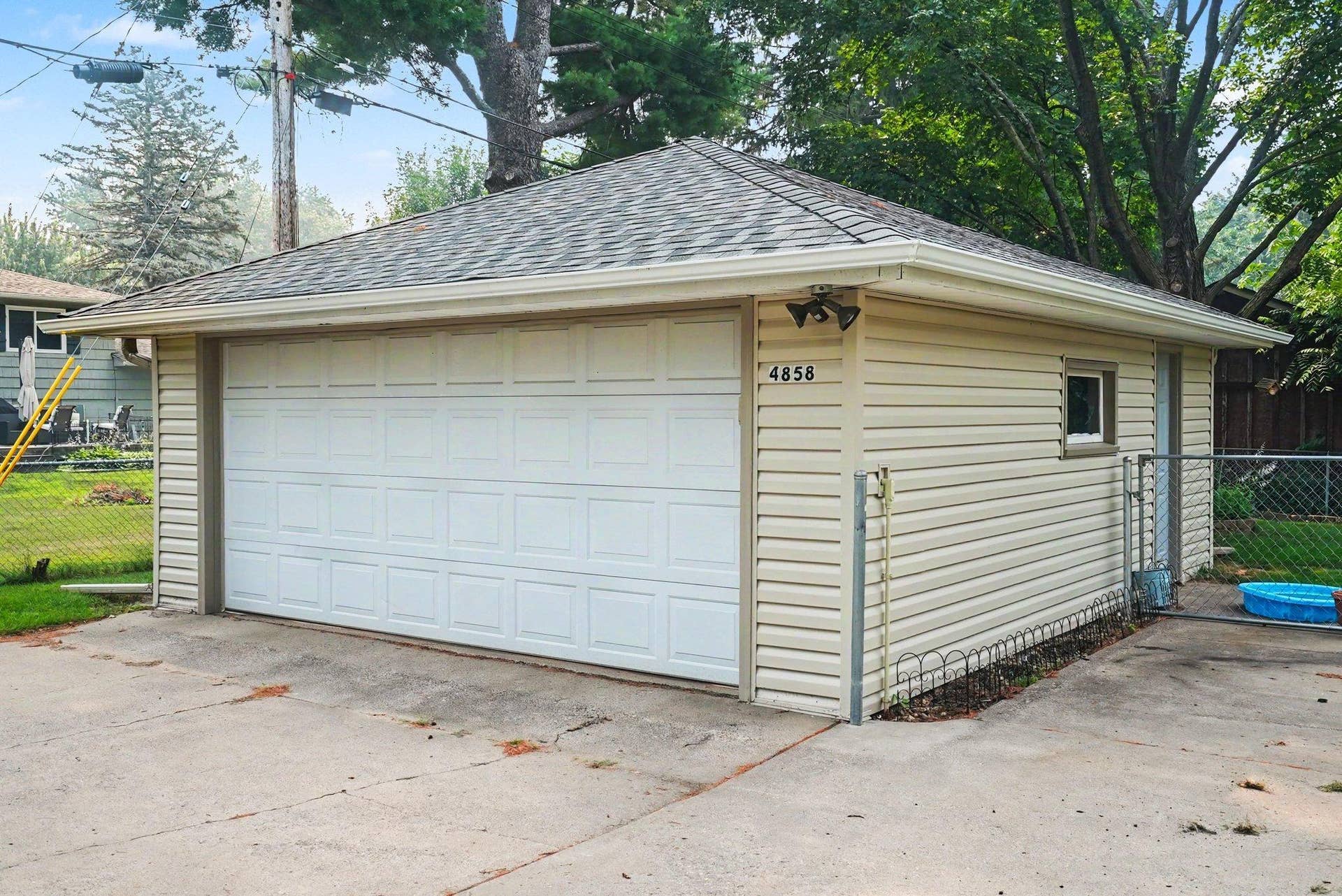 4858 Carolyn Lane, White Bear Lake, MN 55110 006_file_1409.jpg