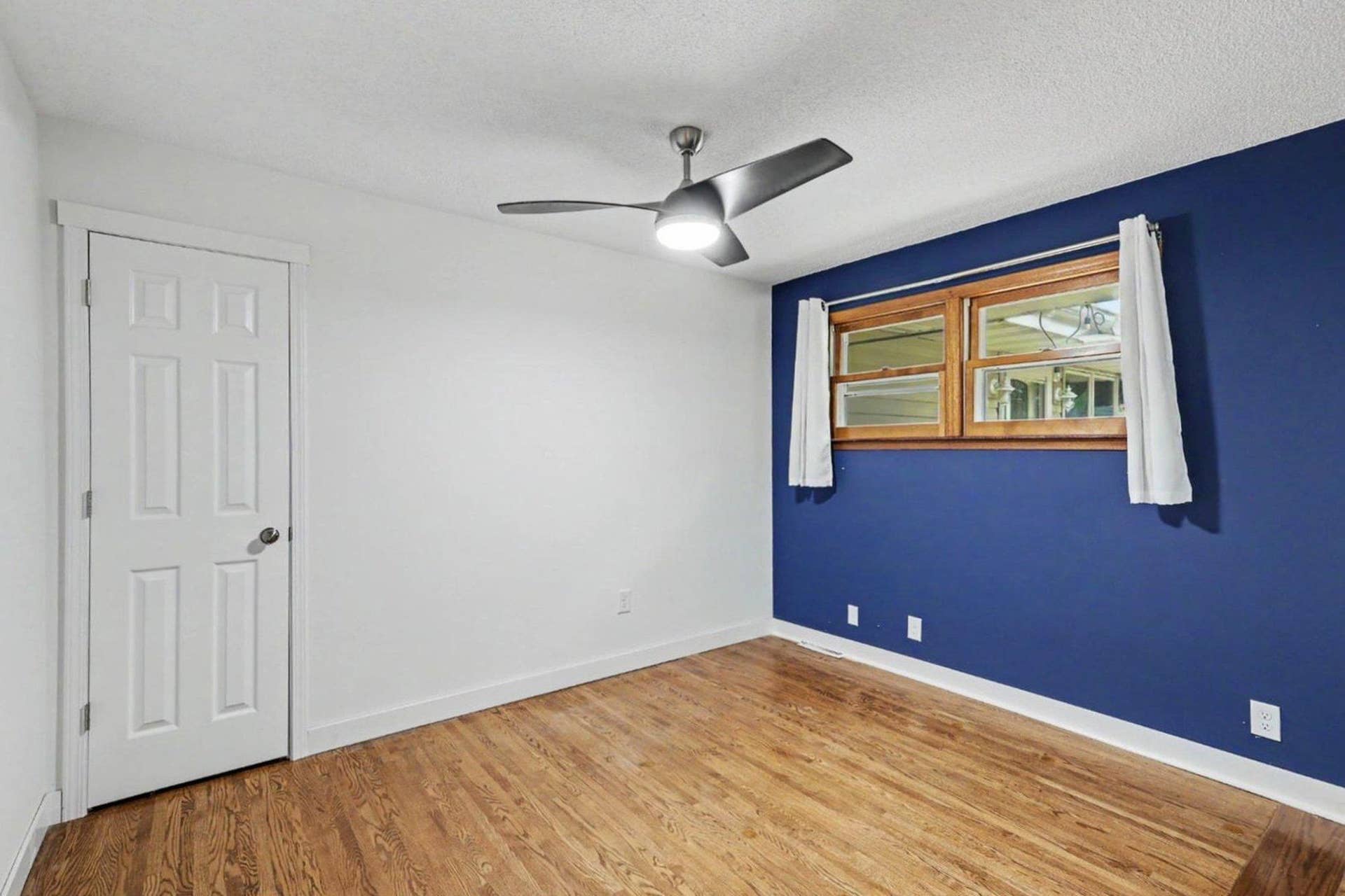 4858 Carolyn Lane, White Bear Lake, MN 55110 014_file_5465.jpg