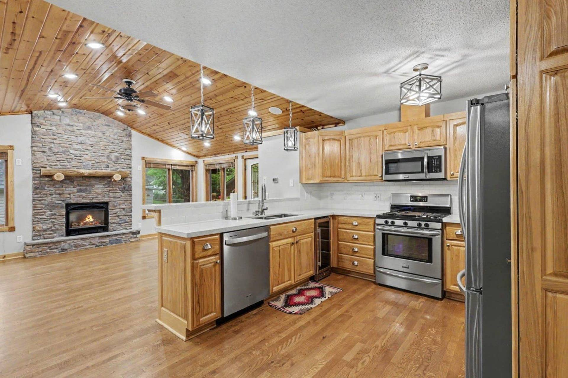 4858 Carolyn Lane, White Bear Lake, MN 55110 008_file_4355.jpg