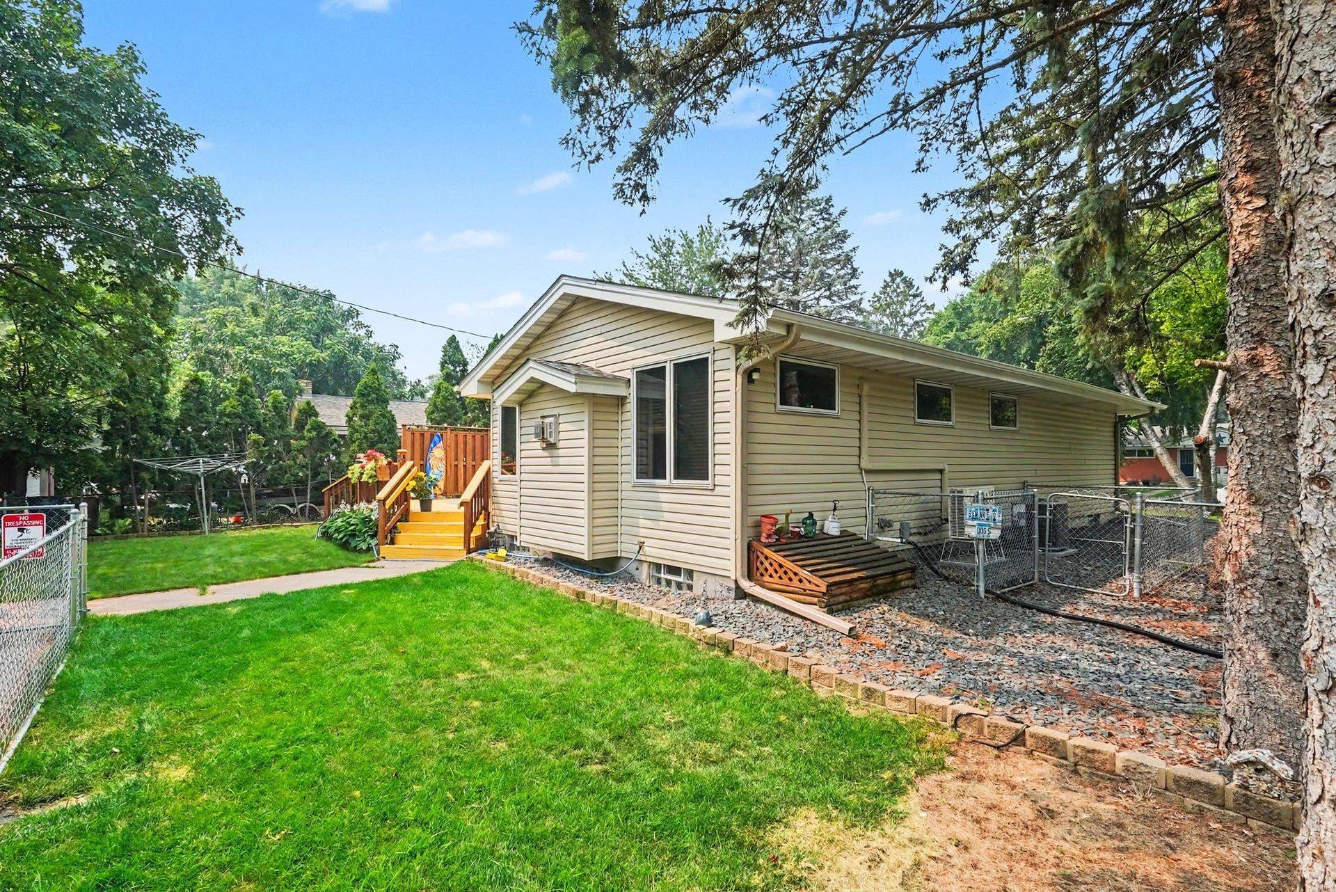 4858 Carolyn Lane, White Bear Lake, MN 55110 003_file_7834.jpg