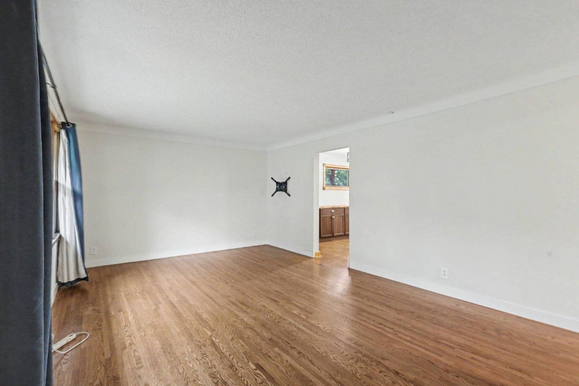 4858 Carolyn Lane, White Bear Lake, MN 55110 004_file_2389.jpg