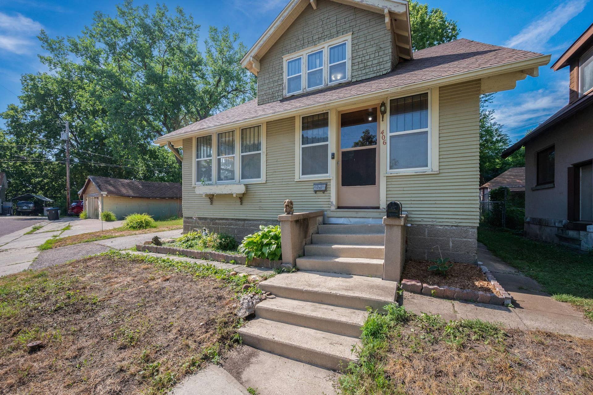 406 Lewis St Mankato MN-02.jpg