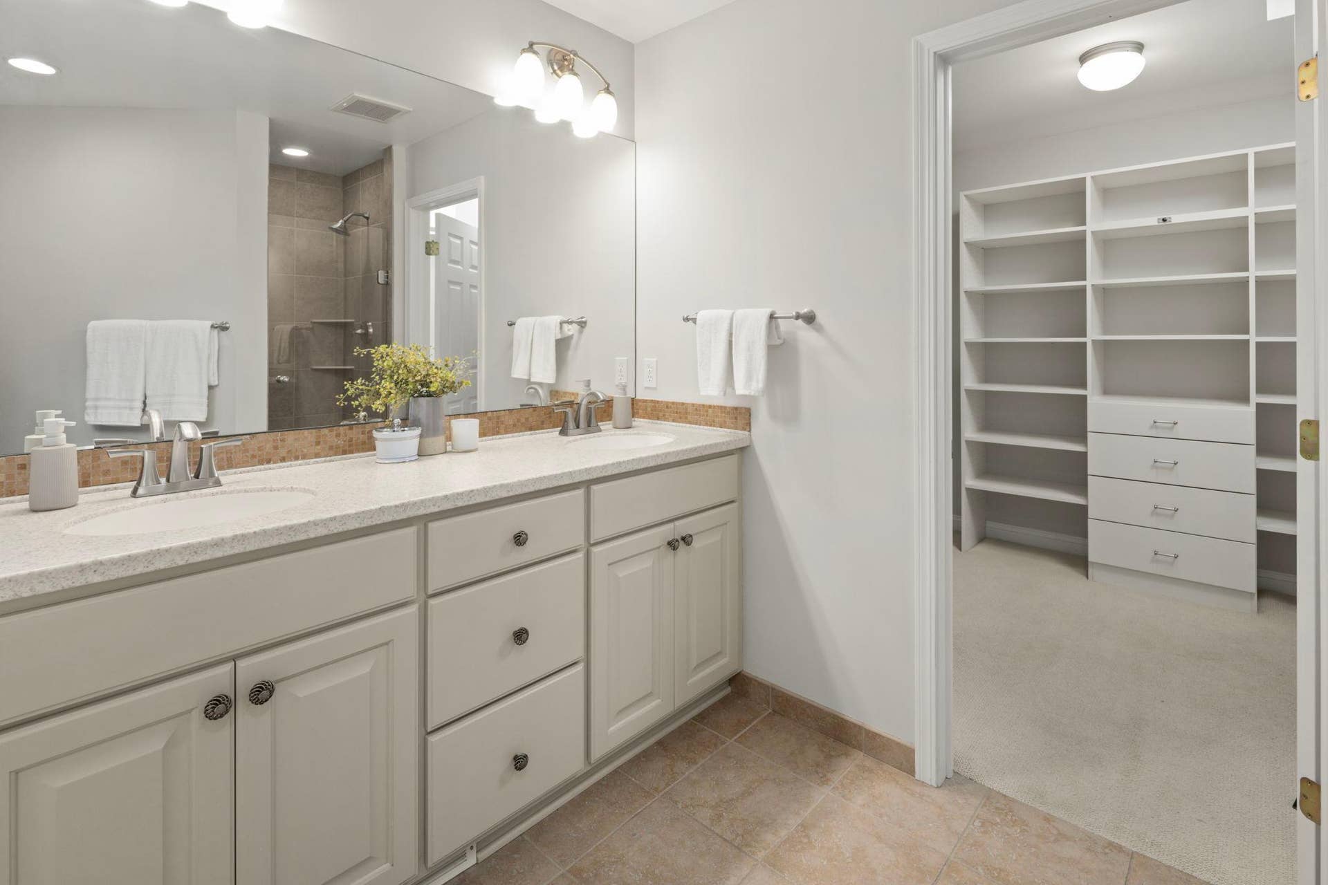 2207 Penn Avenue S, 39, Minneapolis, MN 55405 2207 Penn Avenue S, 39, Minneapolis, MN 55405