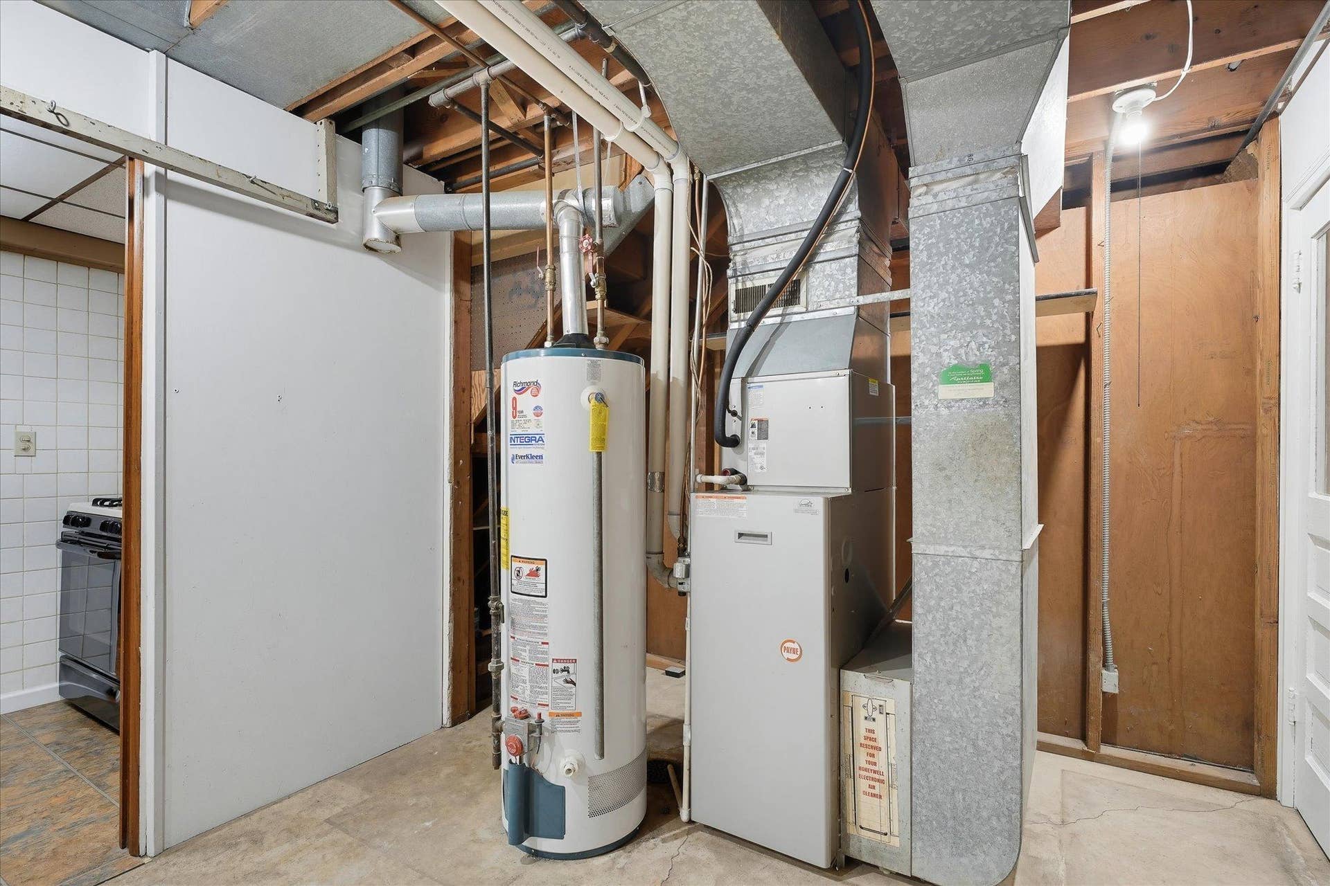625 Summer Street NE, 71, Minneapolis, MN 55413 625 Summer - Lower Level Utility Room