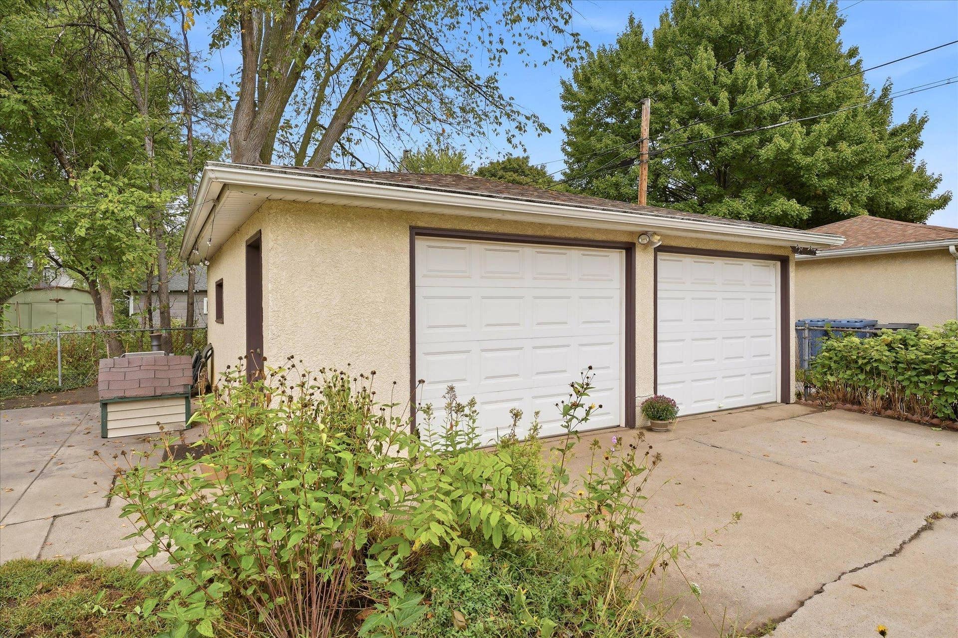 625 Summer Street NE, 71, Minneapolis, MN 55413 625-627 Summer - Shared Detached Garage