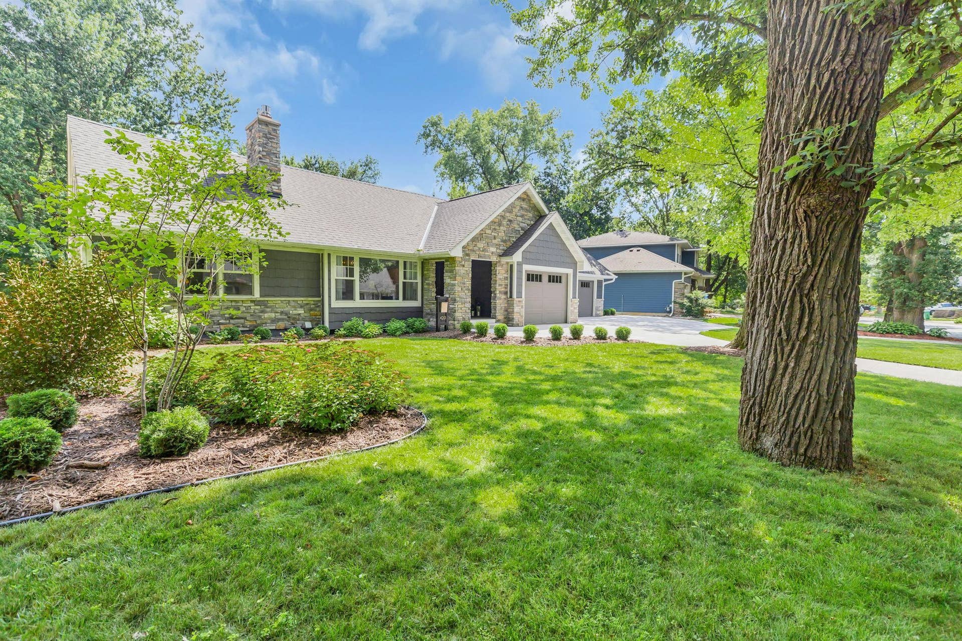 4213 Wooddale Avenue S, Saint Louis Park, MN 55416 4213 Wooddale Avenue S, Saint Louis Park, MN 55416