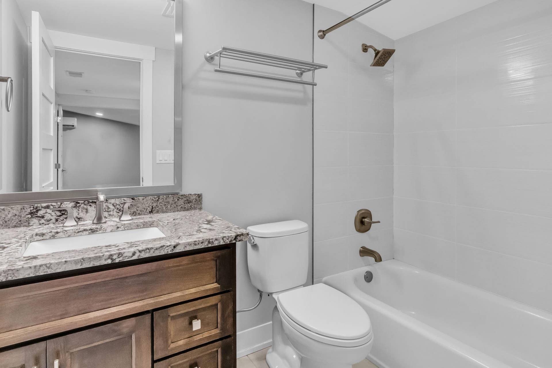 4213 Wooddale Avenue S, Saint Louis Park, MN 55416 5 Bathrooms