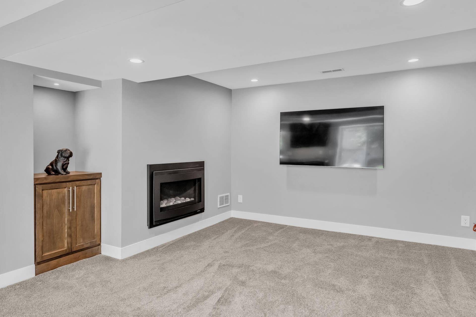 4213 Wooddale Avenue S, Saint Louis Park, MN 55416 4213 Wooddale Avenue S, Saint Louis Park, MN 55416