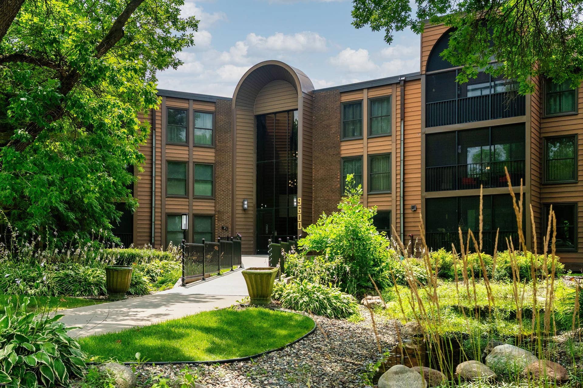 9600 Portland Avenue S, #311, Bloomington, MN 55420 9600 Portland Avenue S, #311, Bloomington, MN 55420