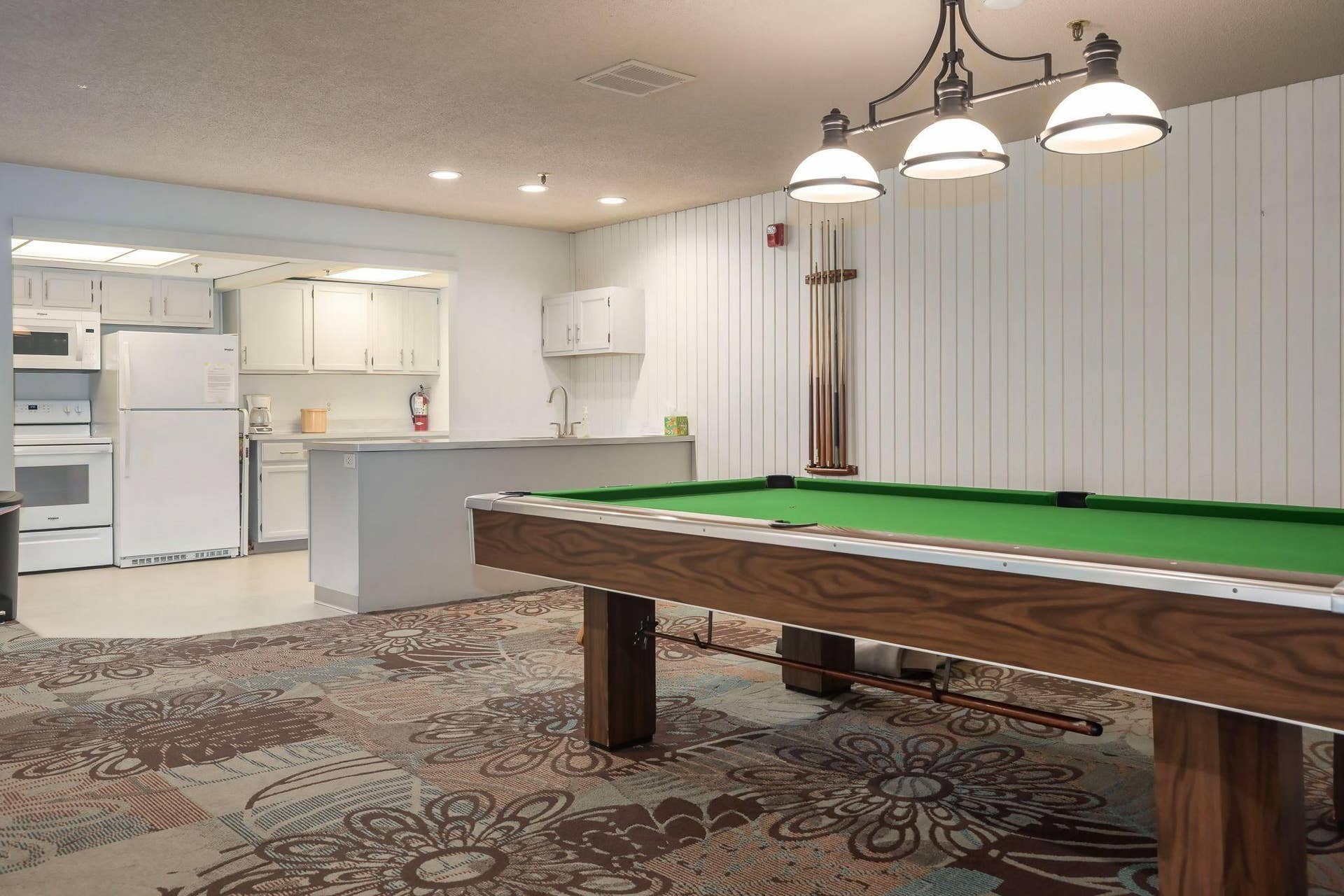 9600 Portland Avenue S, #311, Bloomington, MN 55420 46-web-or-mls-9600 Portland 311 Interior-03.jpeg
