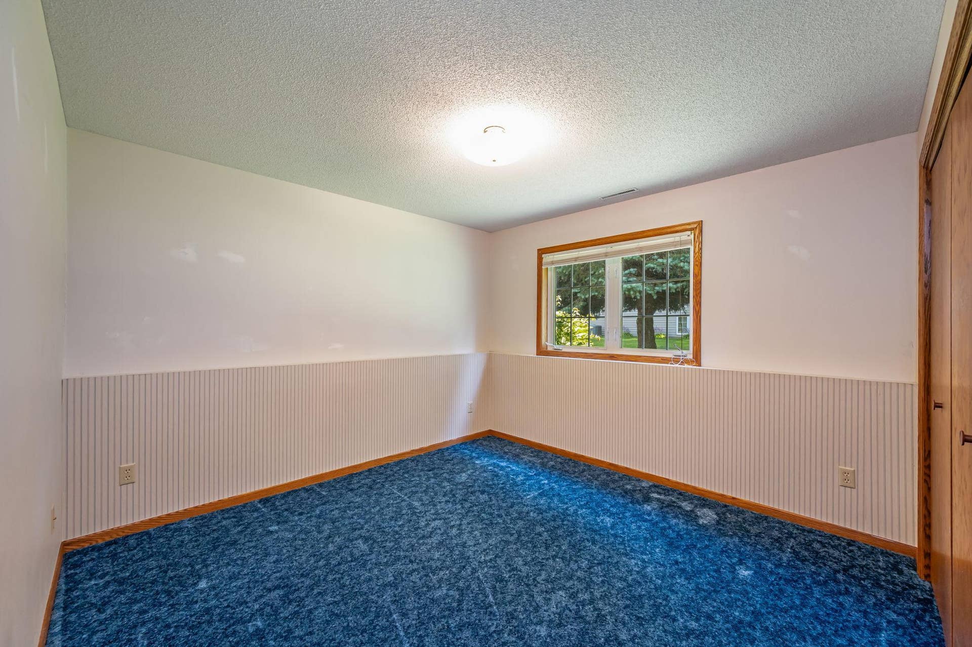19 La Mar Court, North Mankato, MN 56003 19 La Mar Ct North Mankato MN-28.jpg