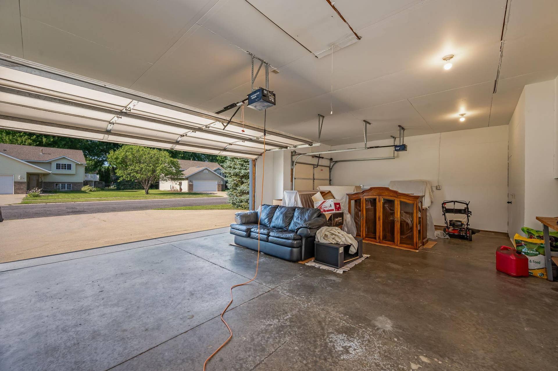 19 La Mar Court, North Mankato, MN 56003 19 La Mar Ct North Mankato MN-34.jpg
