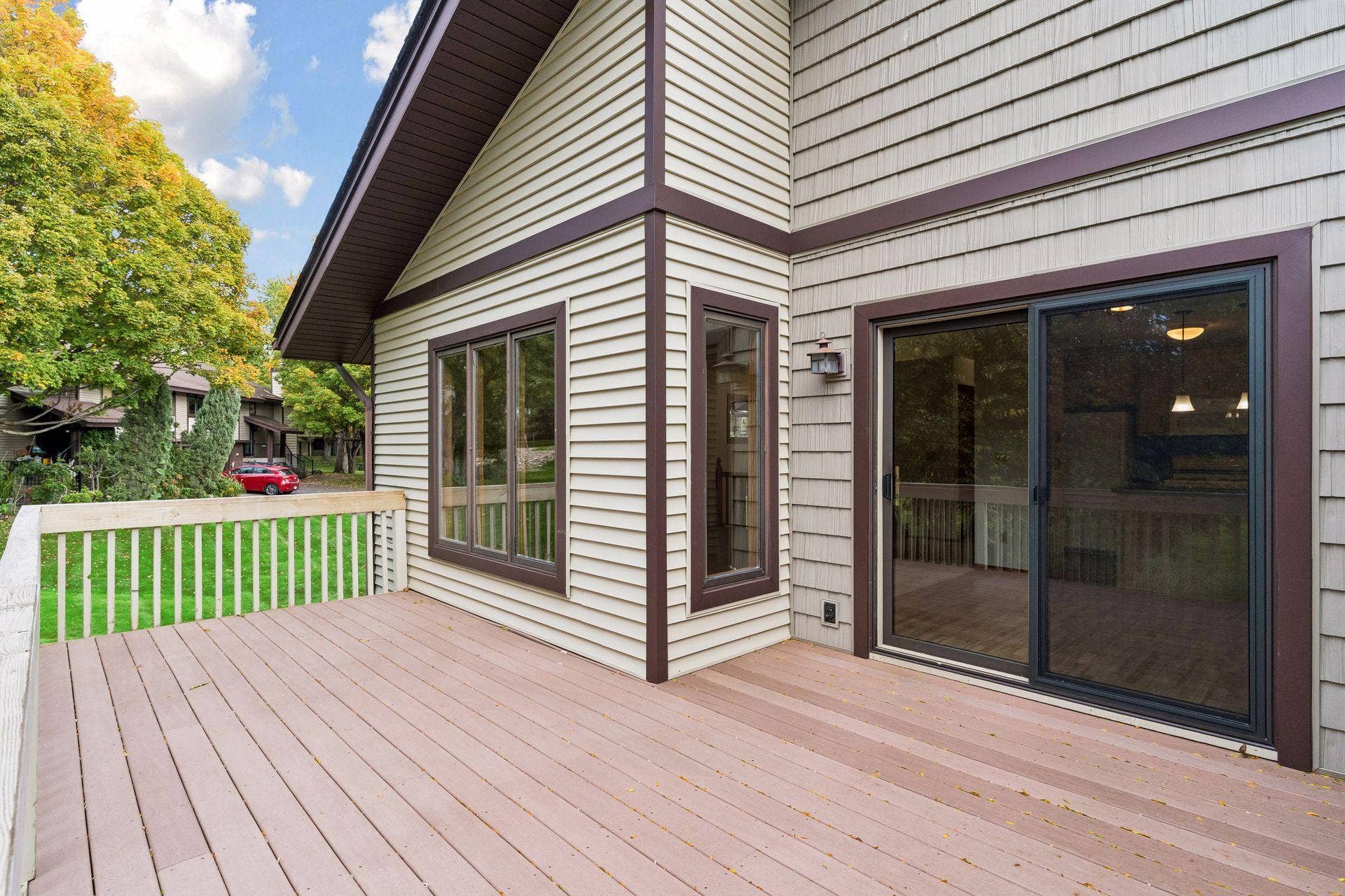 3149 Farnum Drive, Eagan, MN 55121 3149 Farnum Drive, Eagan, MN 55121