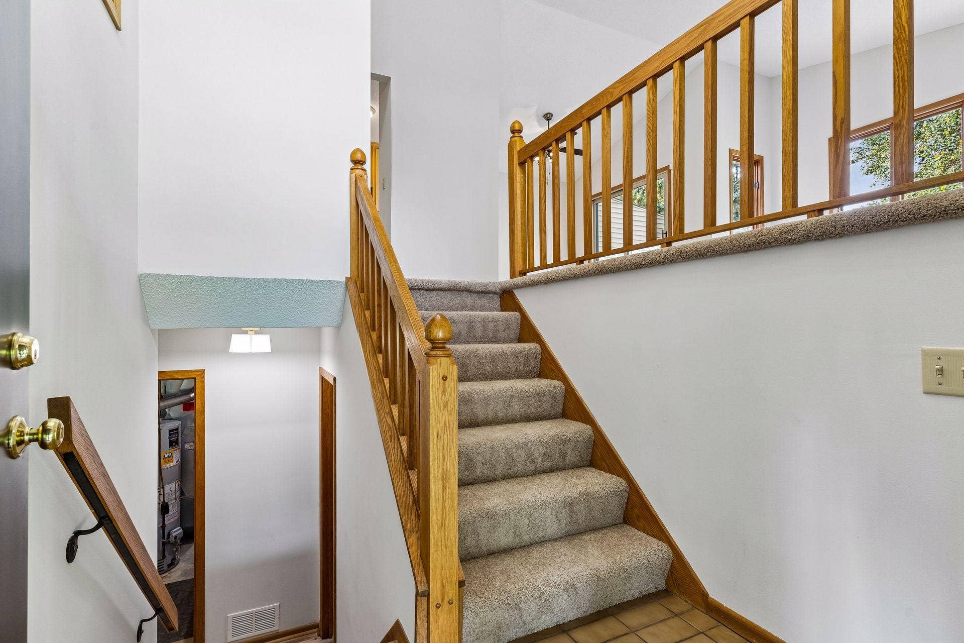 3149 Farnum Drive, Eagan, MN 55121 3149 Farnum Drive, Eagan, MN 55121