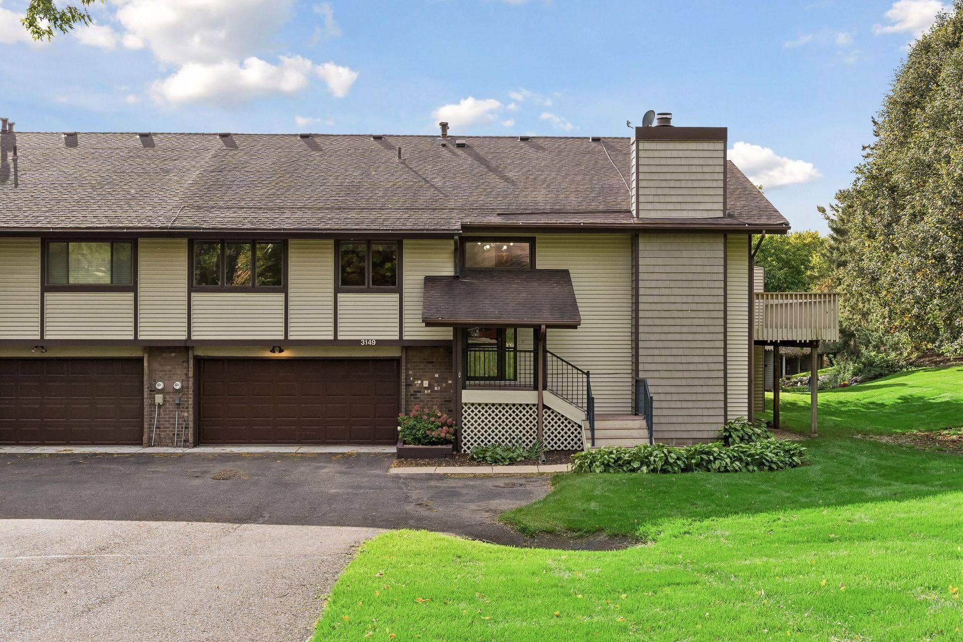 3149 Farnum Drive, Eagan, MN 55121 3149 Farnum Drive, Eagan, MN 55121