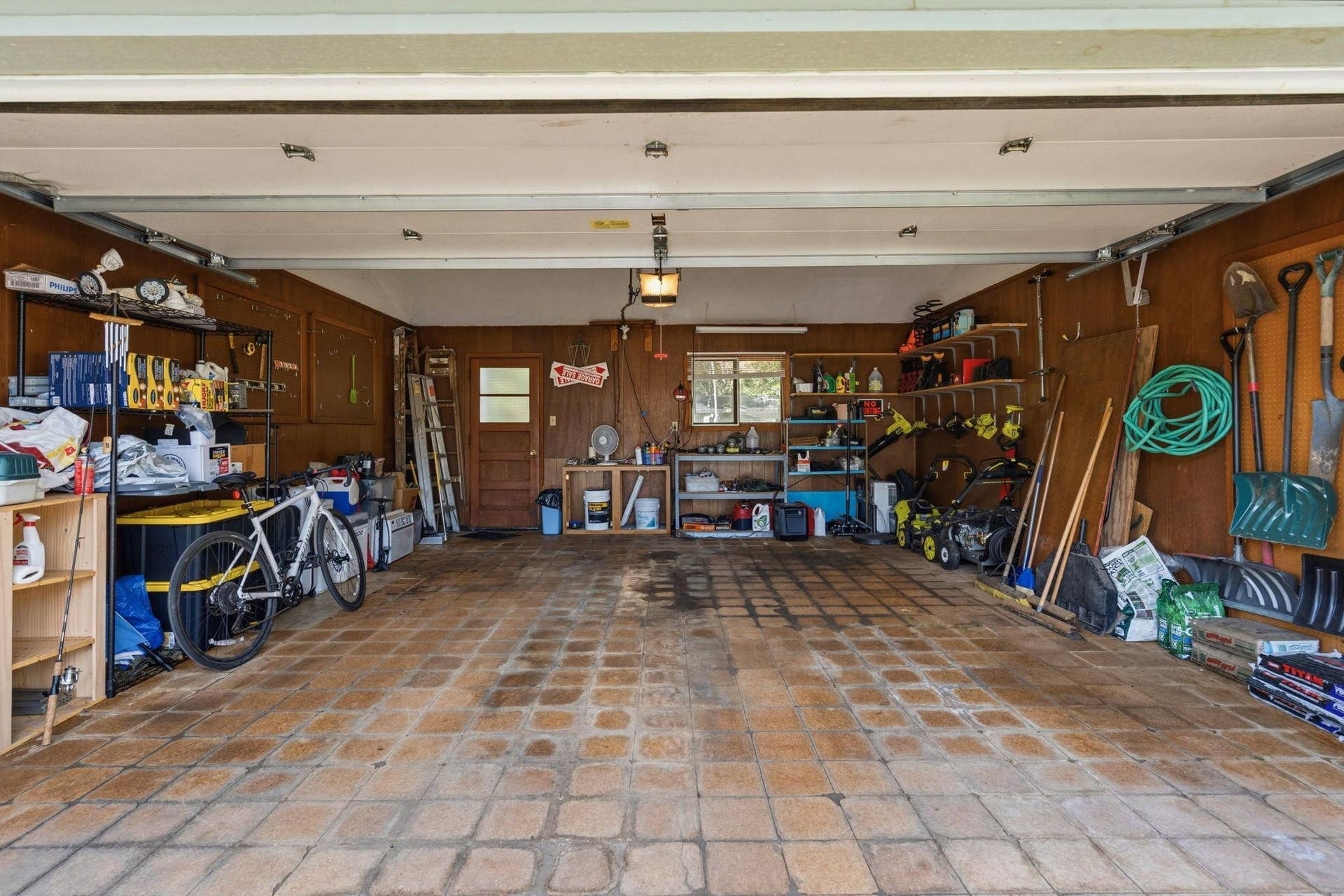 42-43-web-or-mls-dsc09099.jpg