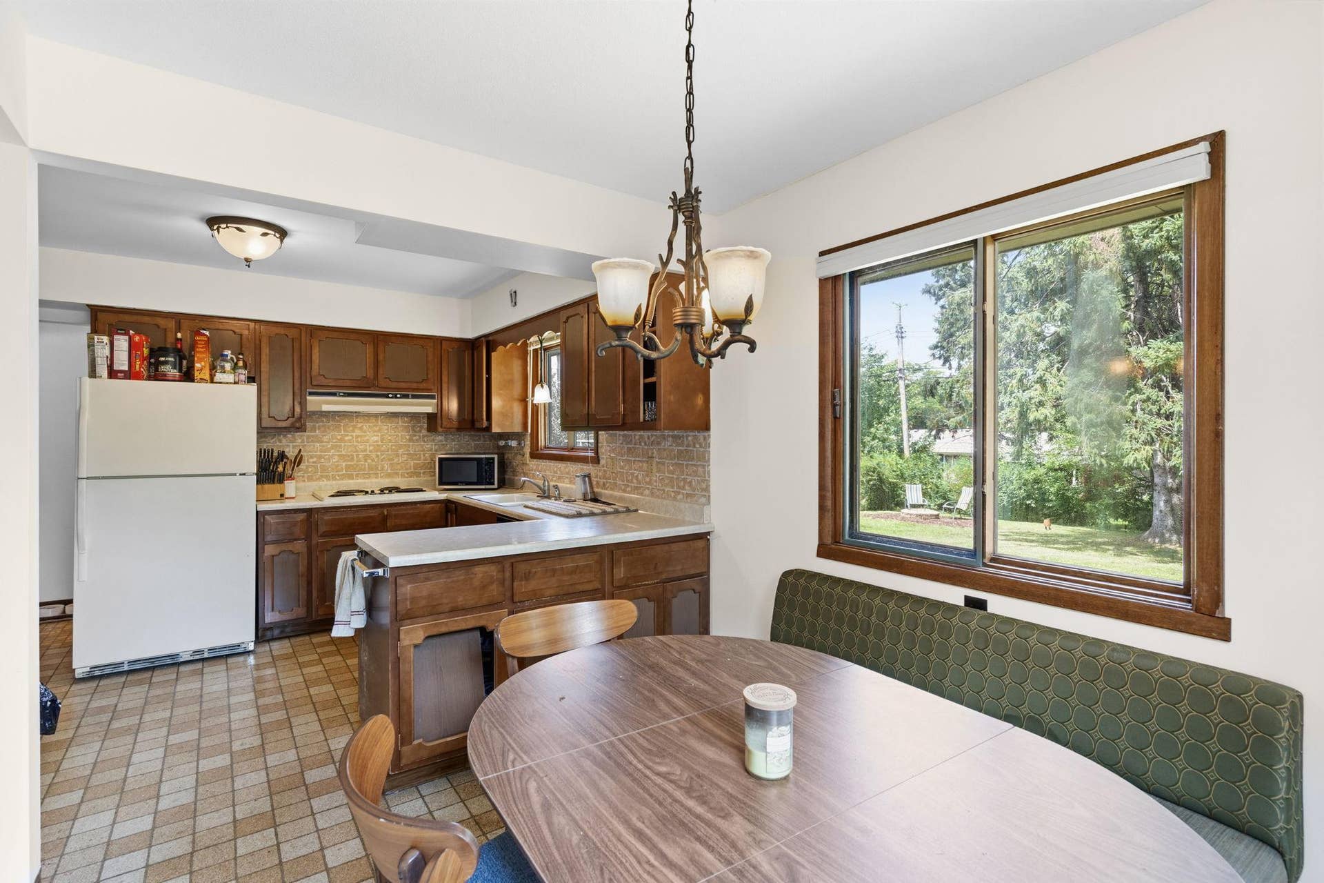 19-20-web-or-mls-dsc09006.jpg