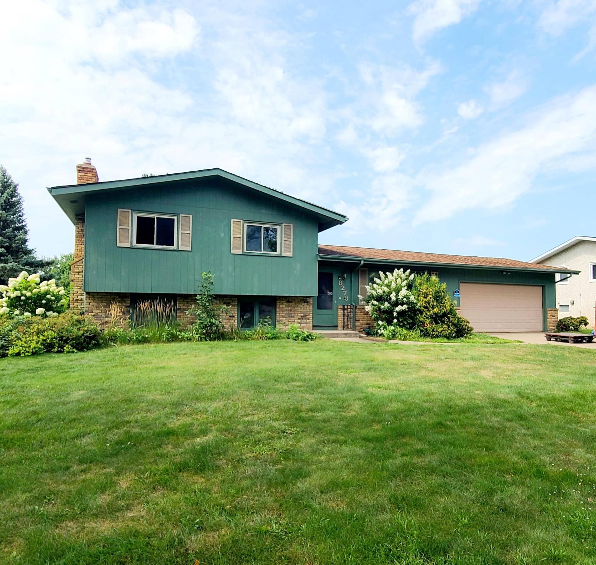 8273 Scott Avenue N, Brooklyn Park, MN 55443 ft 1.jpg