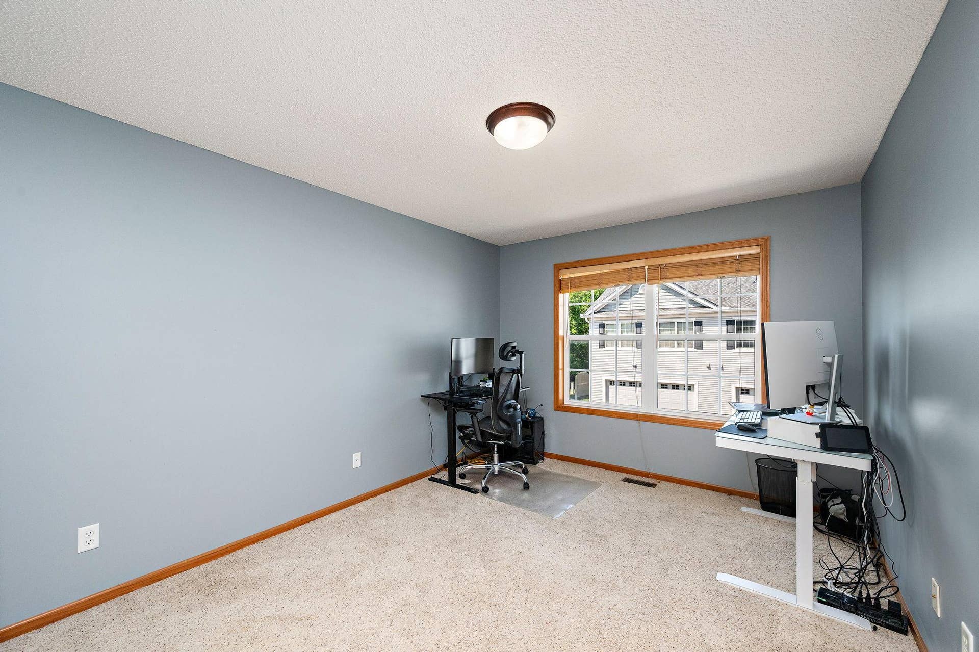 1072 Henslow Avenue N, Oakdale, MN 55128 20-web-or-mls-1072-henslow-ave-n.jpg