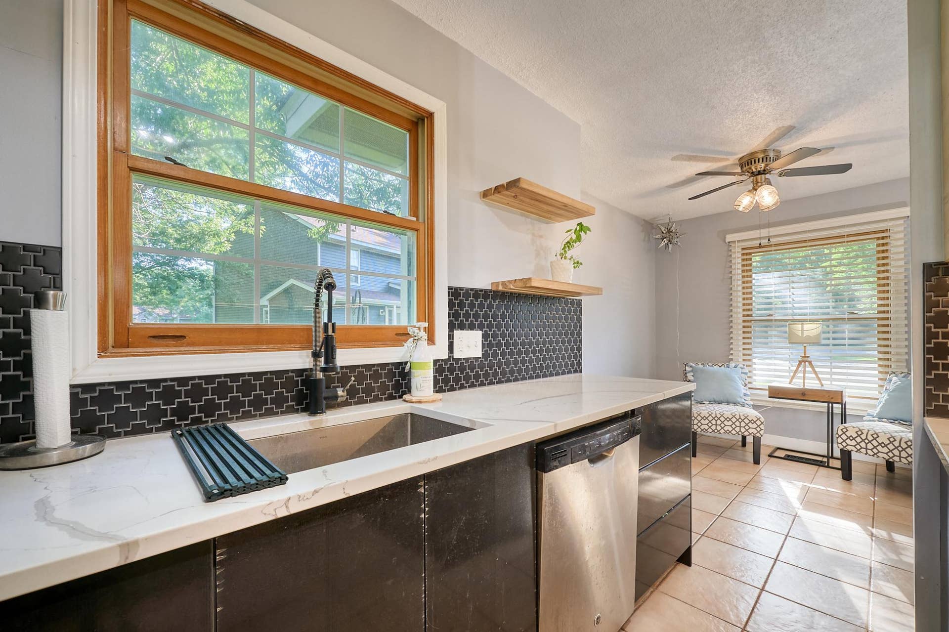 2327 Grange Avenue N, Oakdale, MN 55128 022.jpg