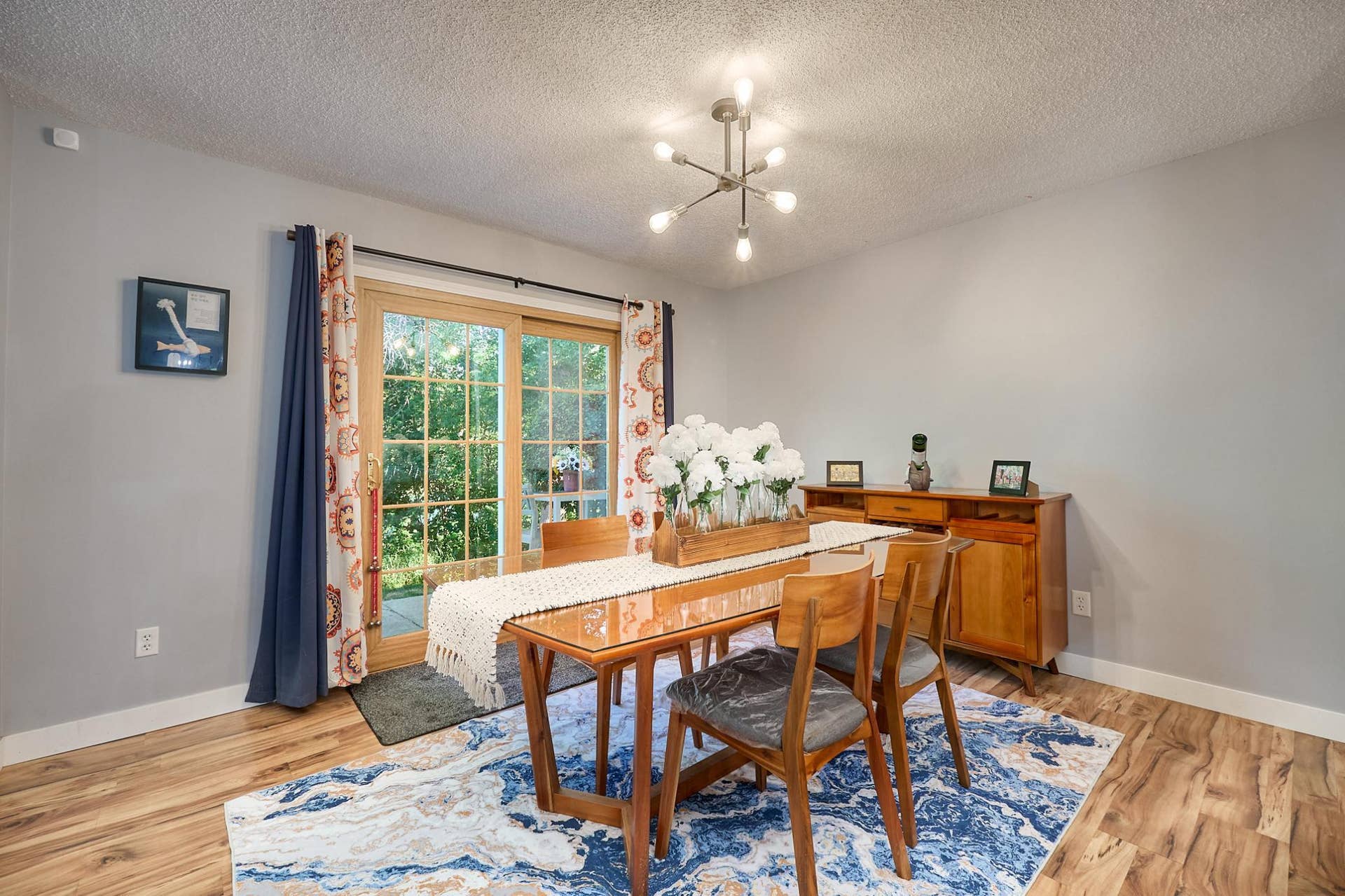 2327 Grange Avenue N, Oakdale, MN 55128 2327 Grange Avenue N, Oakdale, MN 55128