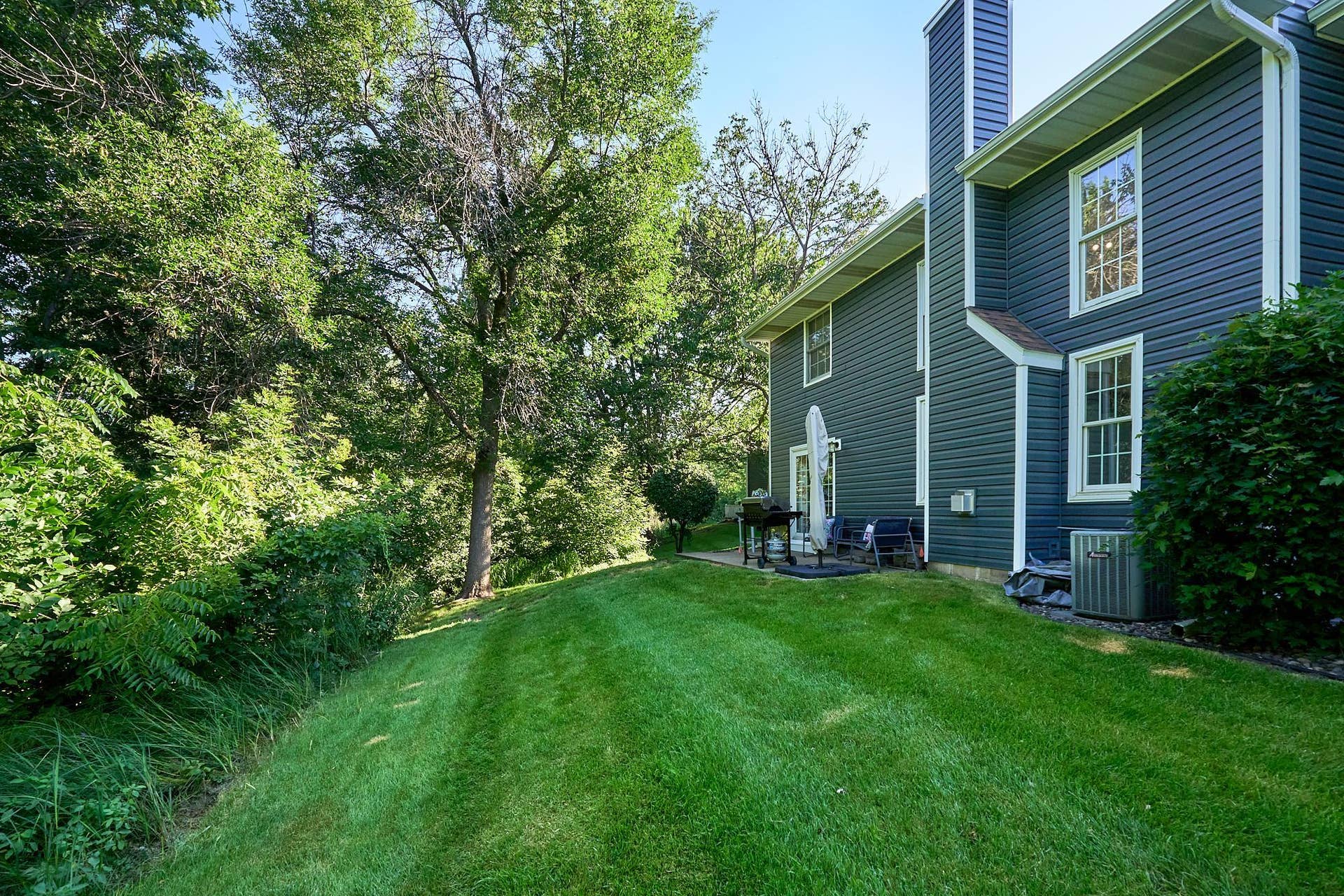 2327 Grange Avenue N, Oakdale, MN 55128 010 - Copy.jpg