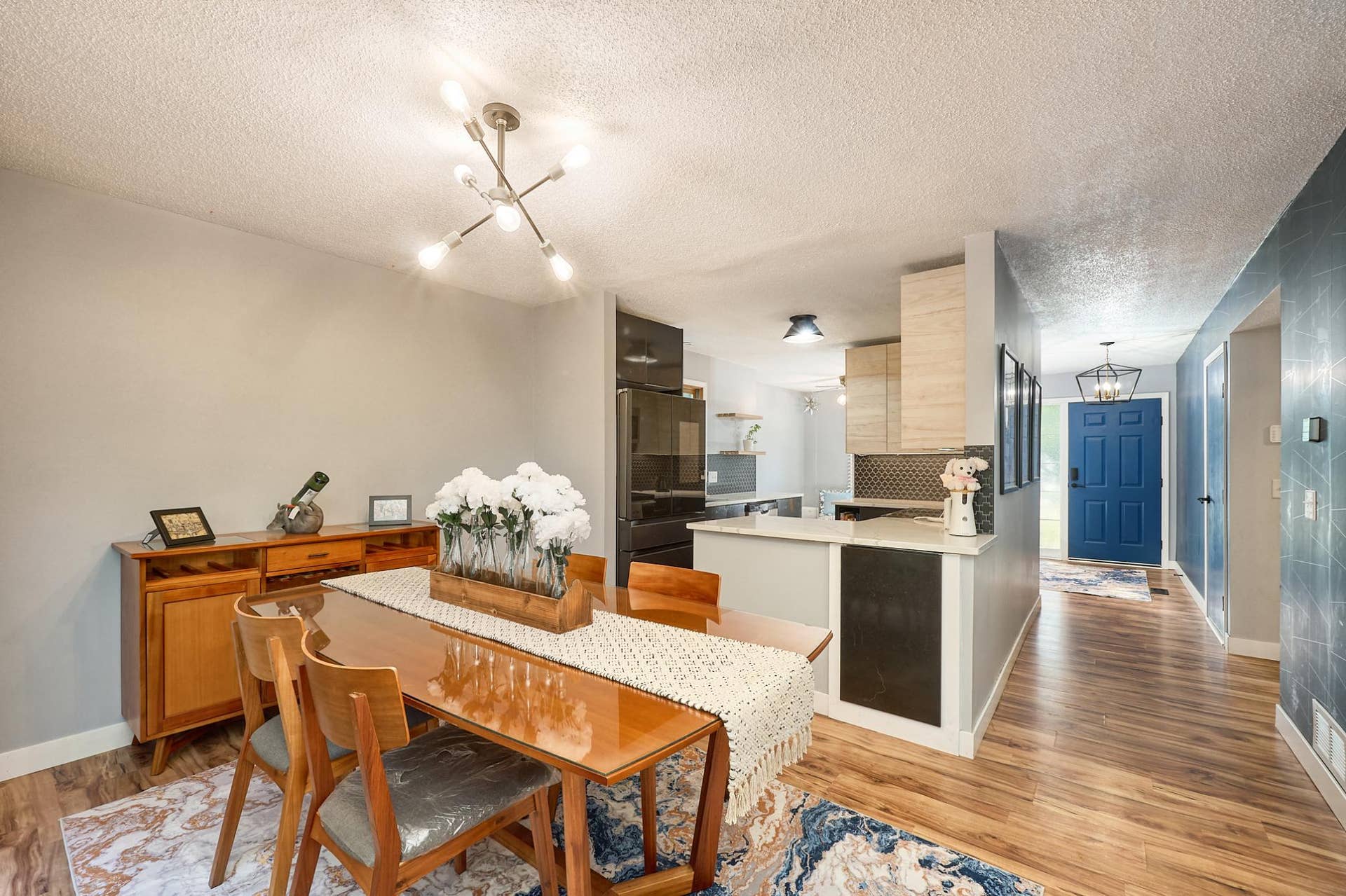 2327 Grange Avenue N, Oakdale, MN 55128 2327 Grange Avenue N, Oakdale, MN 55128